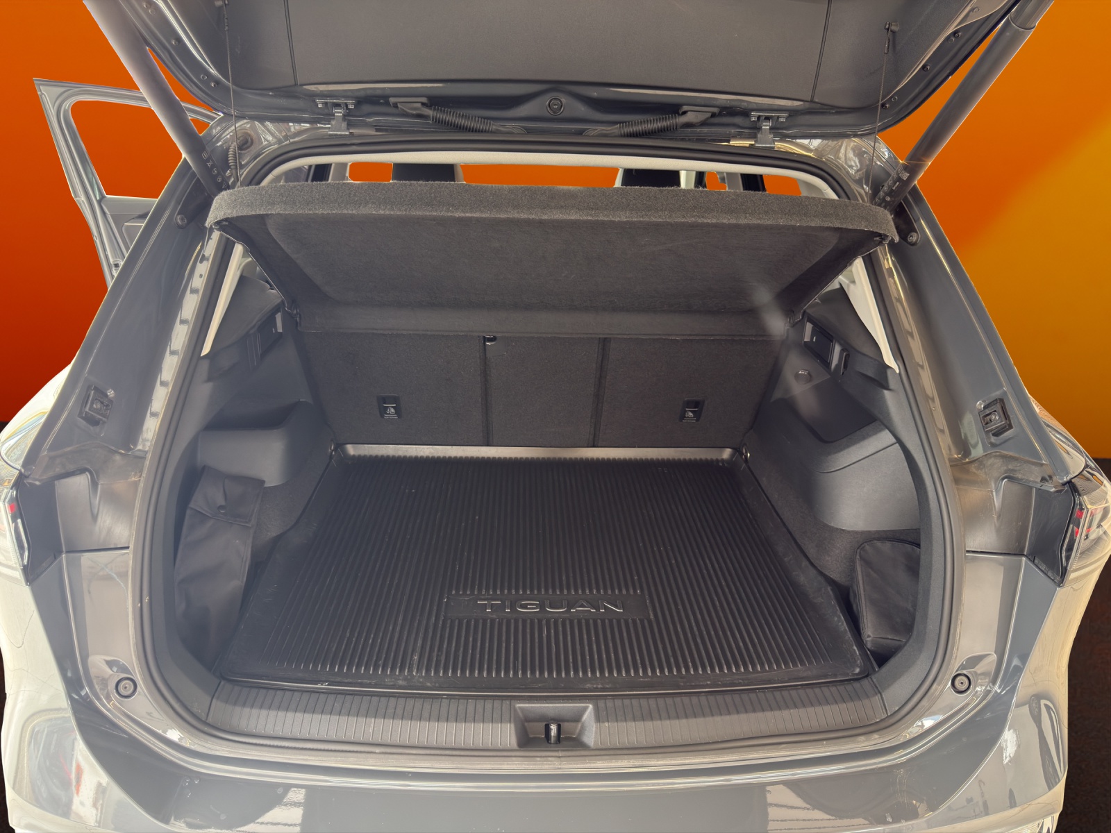 VW Tiguan 2.0 TDI SCR Elegance 4Motion DSG *** Garantie 5ans / 150'000km ***-image-12