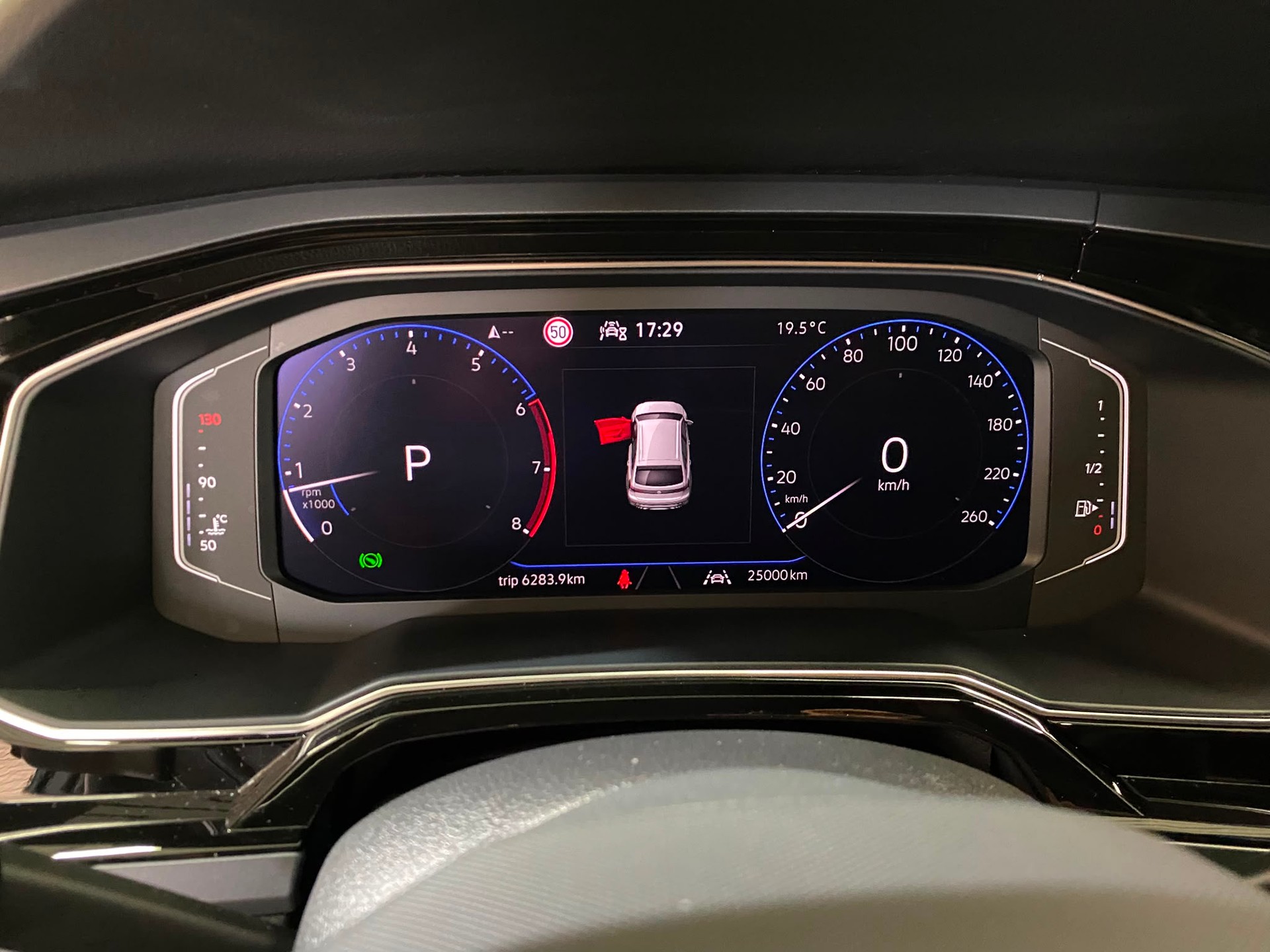 VW Taigo 1.5 TSI R-Line DSG-image-10