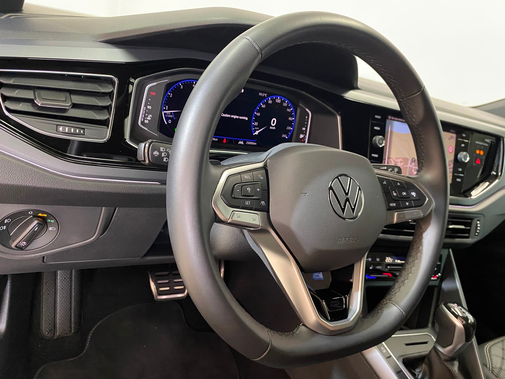 VW Taigo 1.5 TSI R-Line DSG-image-6