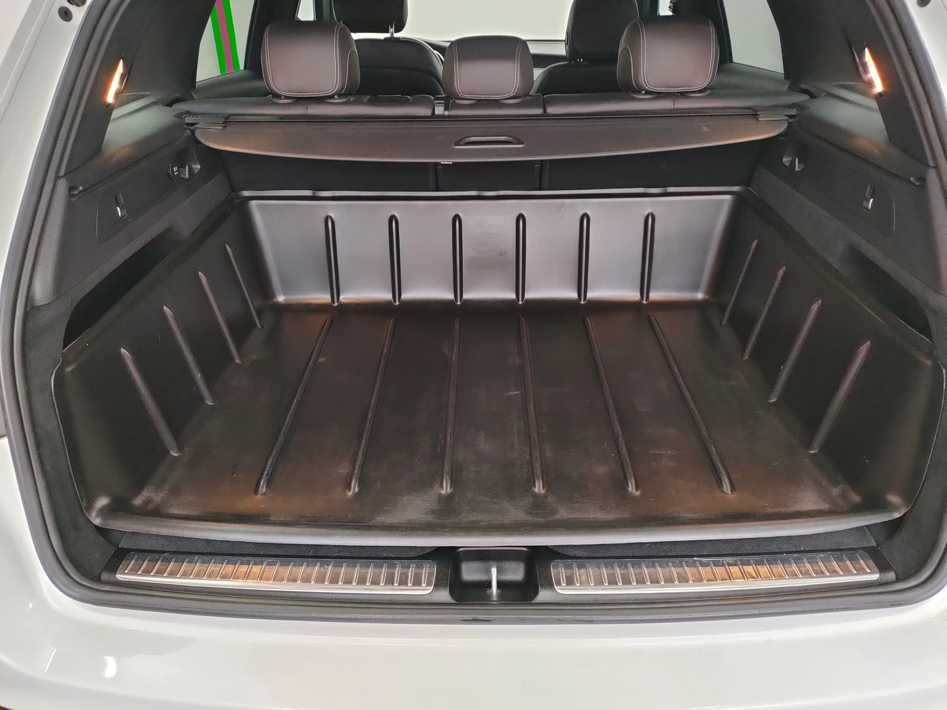 MERCEDES-BENZ GLC 250d Off-Road 4Matic 9G-Tronic-image-14