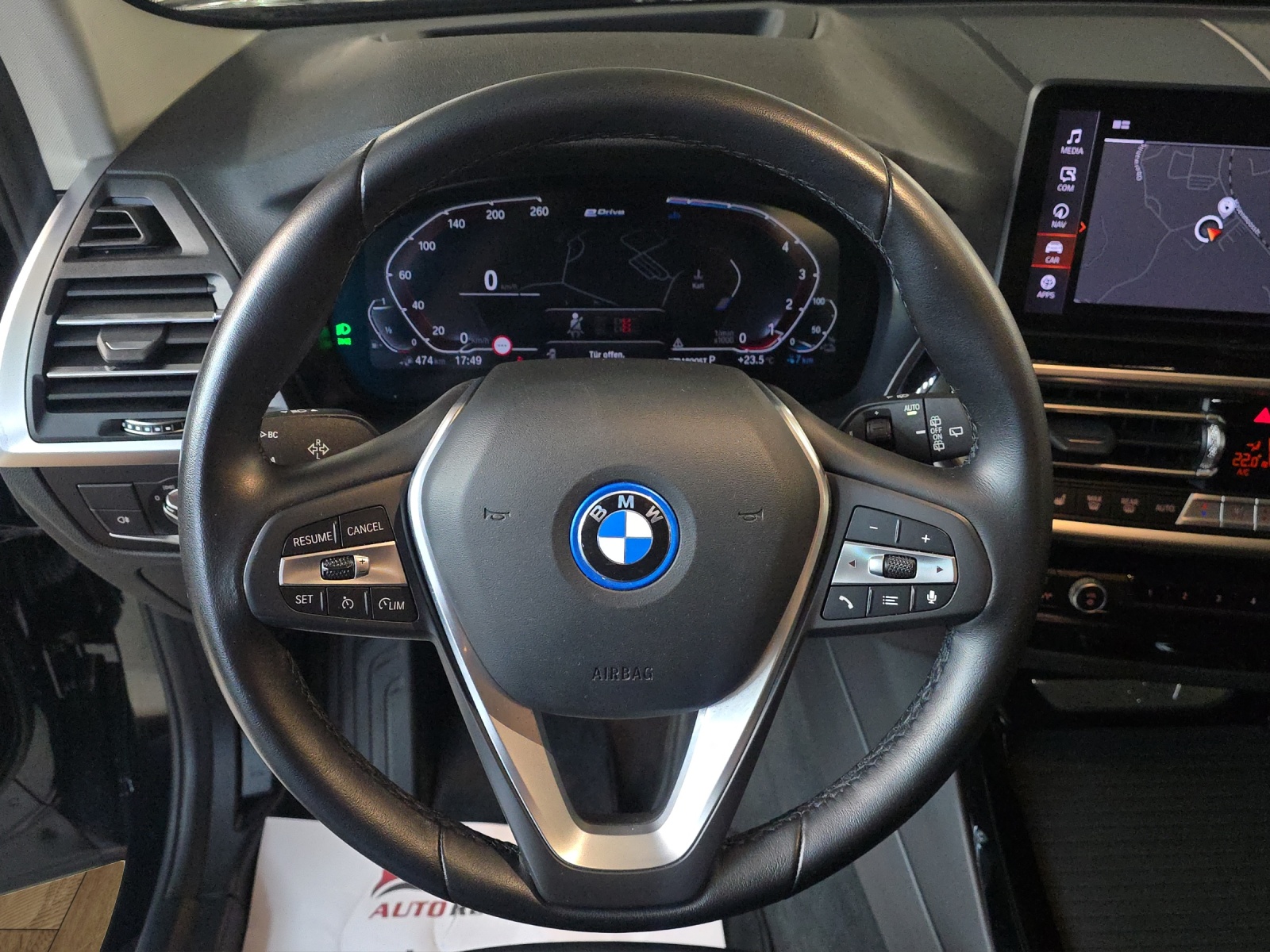 BMW X3 xDrive 30e CH-Fahrzeug-image-10