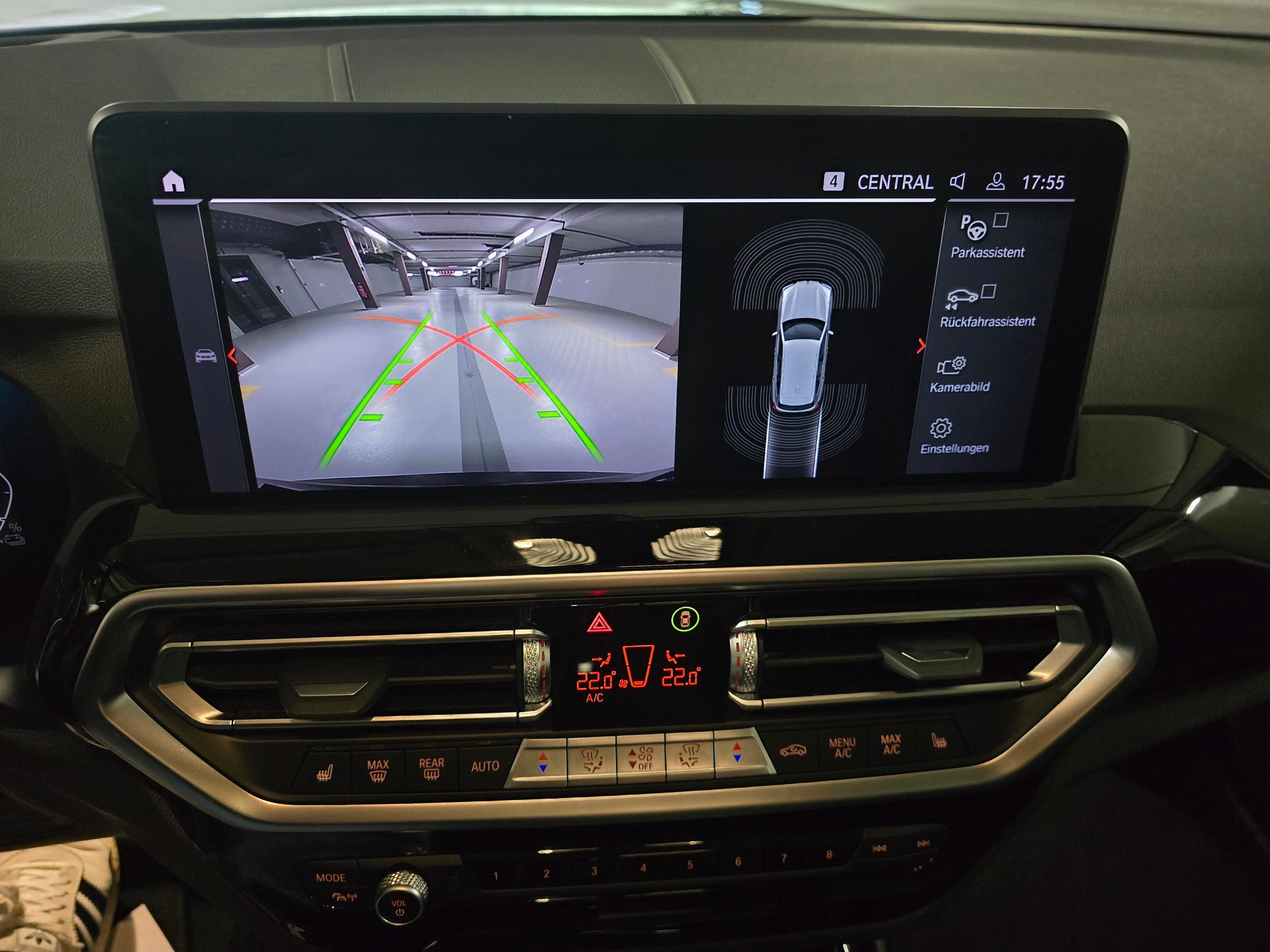 BMW X3 xDrive 30e CH-Fahrzeug-image-14