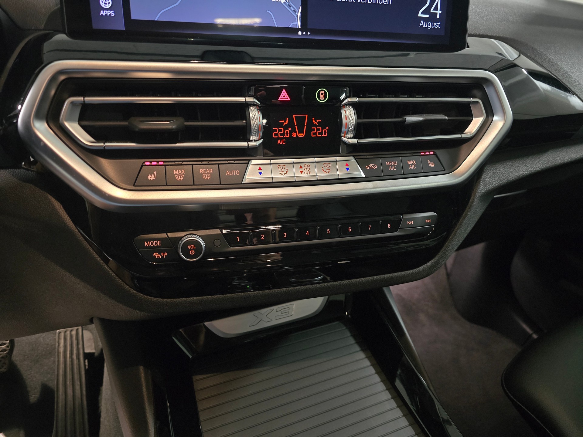BMW X3 xDrive 30e CH-Fahrzeug-image-16