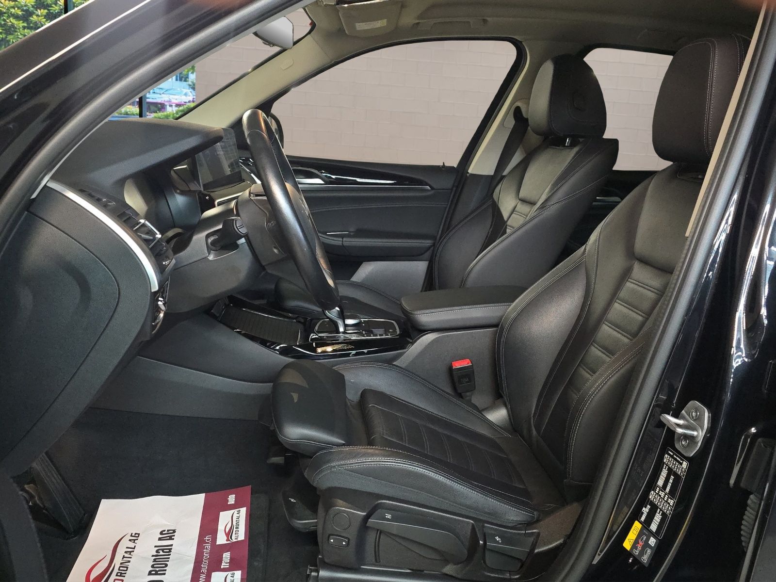 BMW X3 xDrive 30e CH-Fahrzeug-image-8