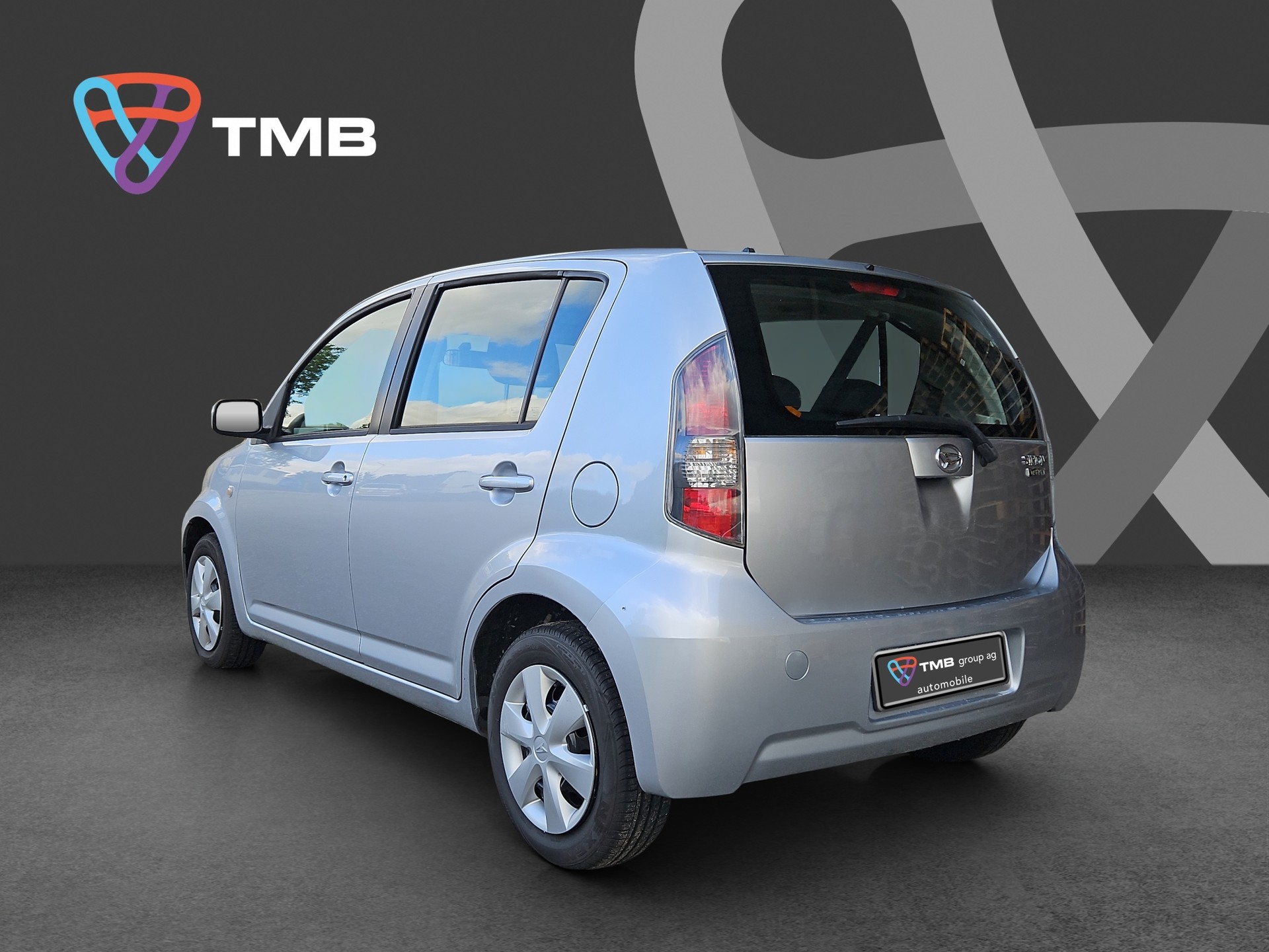 DAIHATSU Sirion 1.3 eco-4WD Automatic-image-2