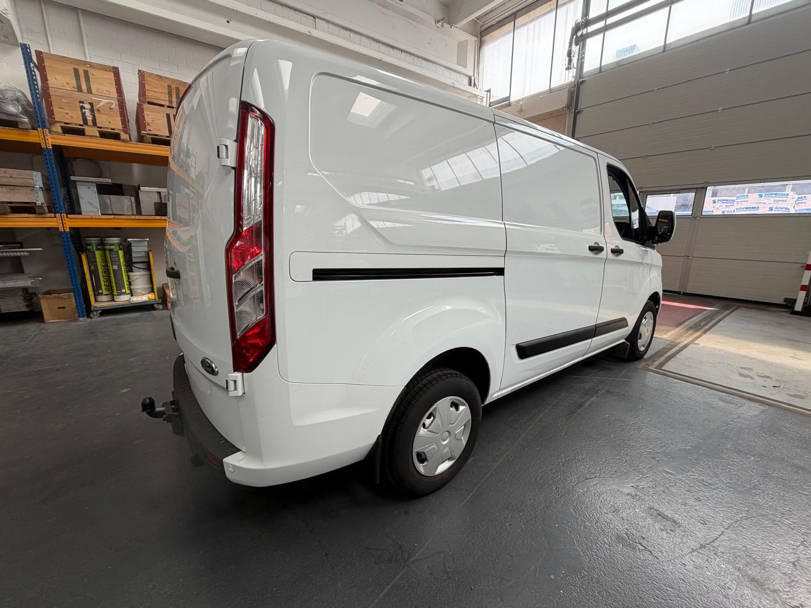 FORD 2.0 TDCi 130 Trend 280 L1H1-image-4