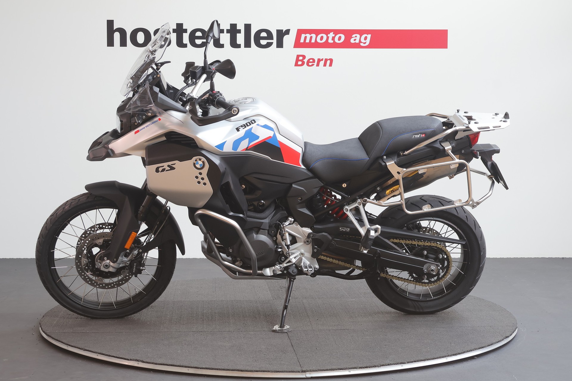 BMW F 900 GS Adventure-image-4
