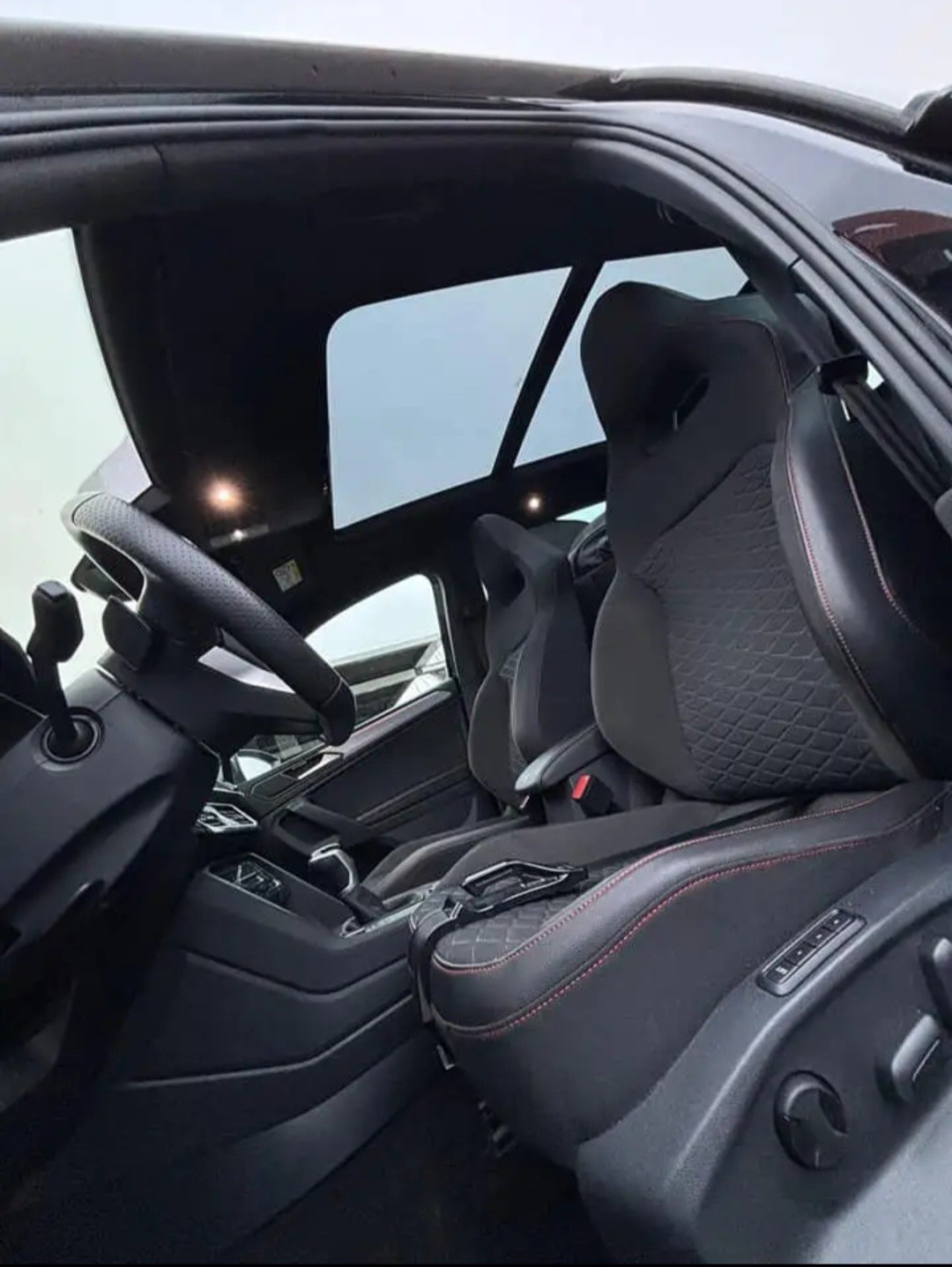 SEAT 1.5 TSI Hola FR DSG-image-2