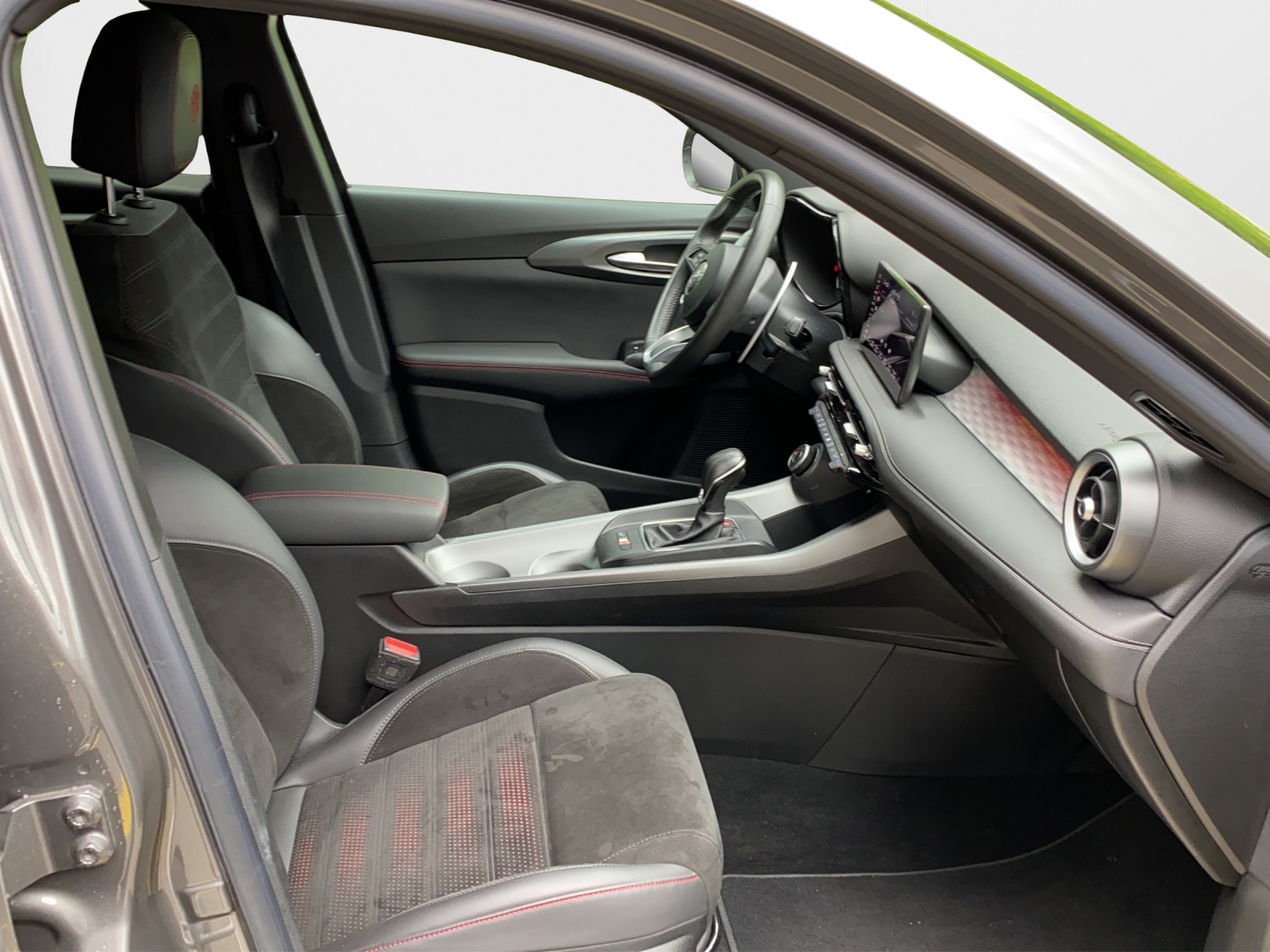ALFA ROMEO Tonale 1.5 48V Hybrid Speciale-image-13
