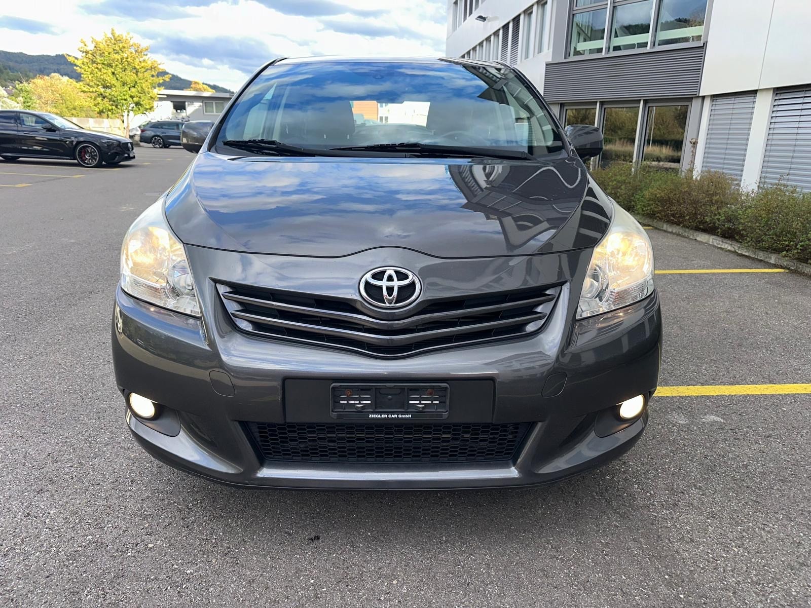 TOYOTA Verso 2.2 D-CAT Linea Sol-showroom-element-2