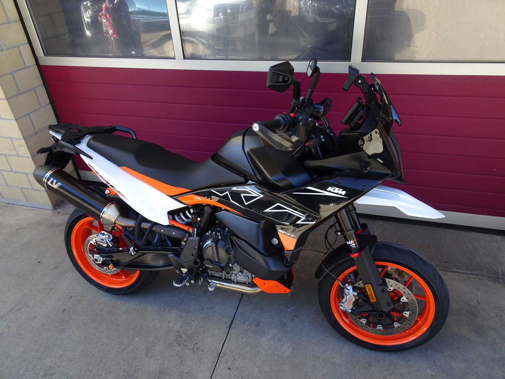 KTM 890 SMT-image-15