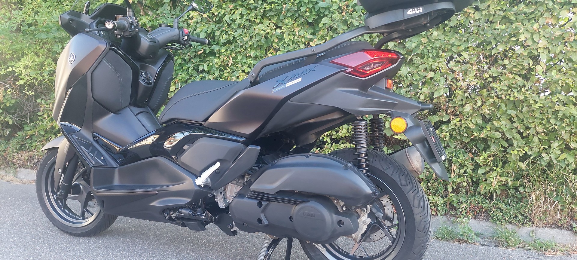 YAMAHA X-Max YP 125 Tech Max+-image-3