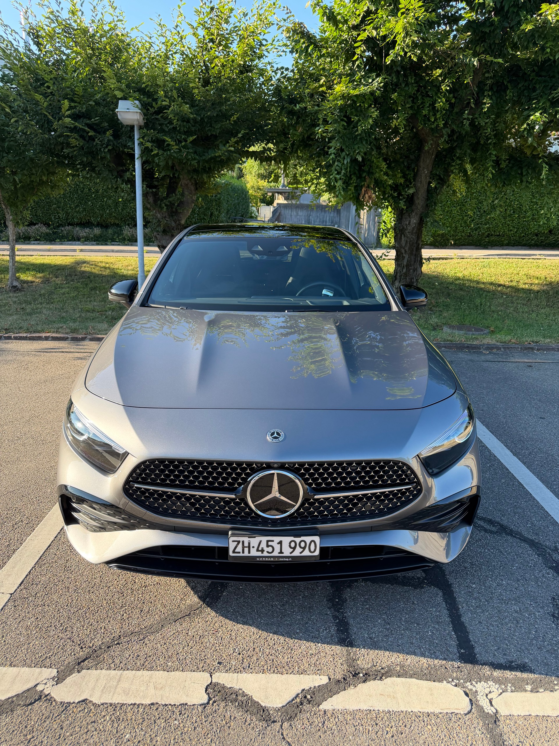 MERCEDES-BENZ A 200 AMG Line