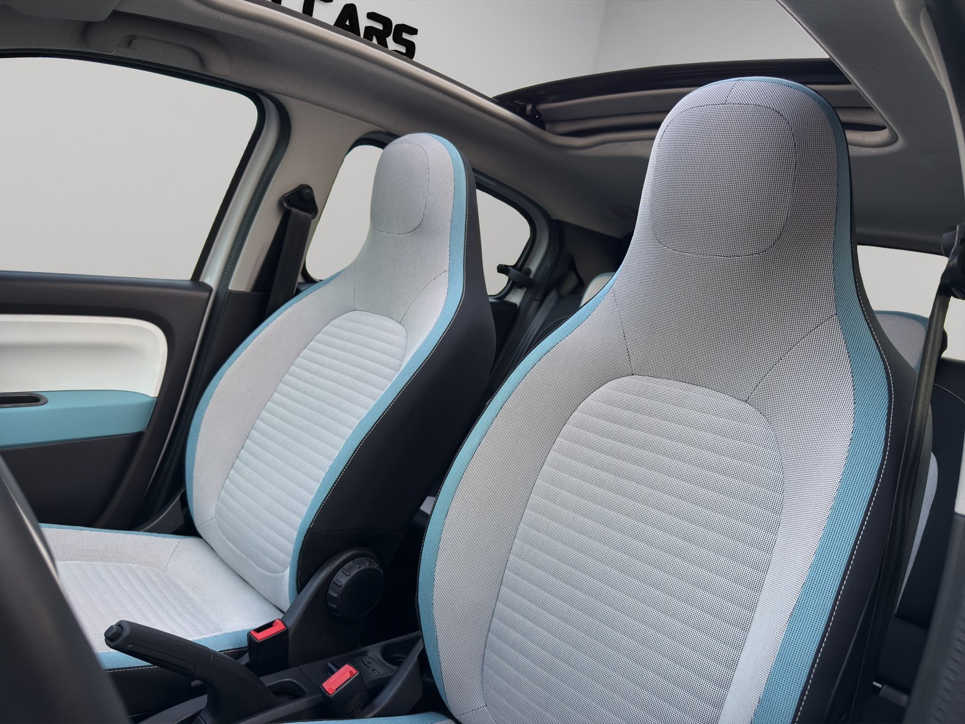 RENAULT Twingo 0.9 Liberty-image-14