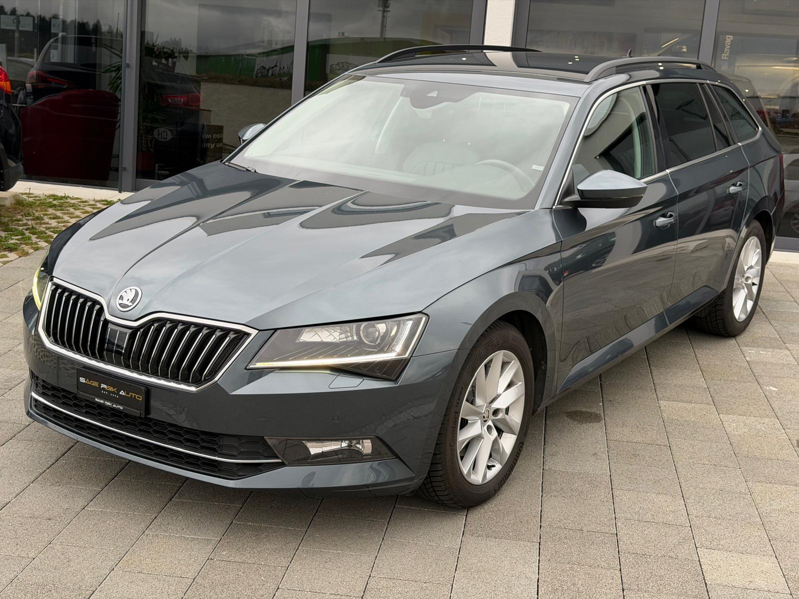 SKODA Superb Combi 1.4 TSI Style 4x4-showroom-element-3
