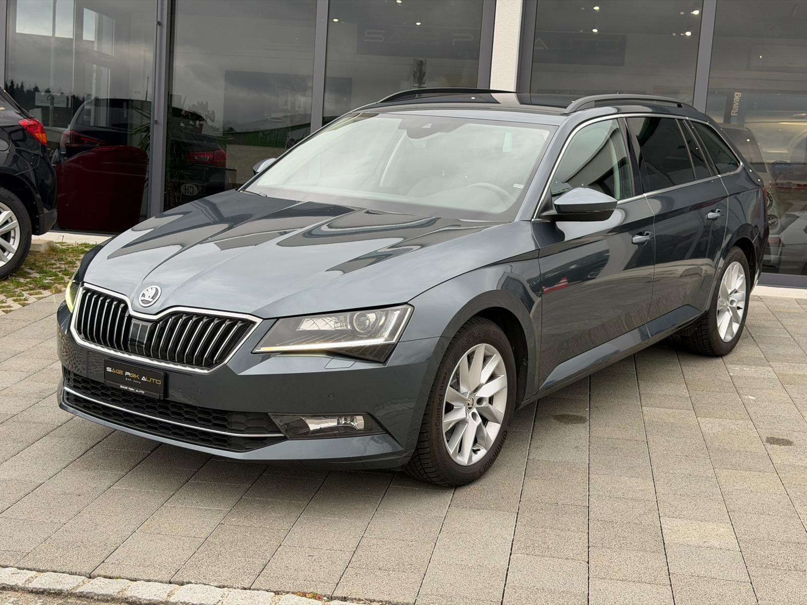 SKODA Superb Combi 1.4 TSI Style 4x4