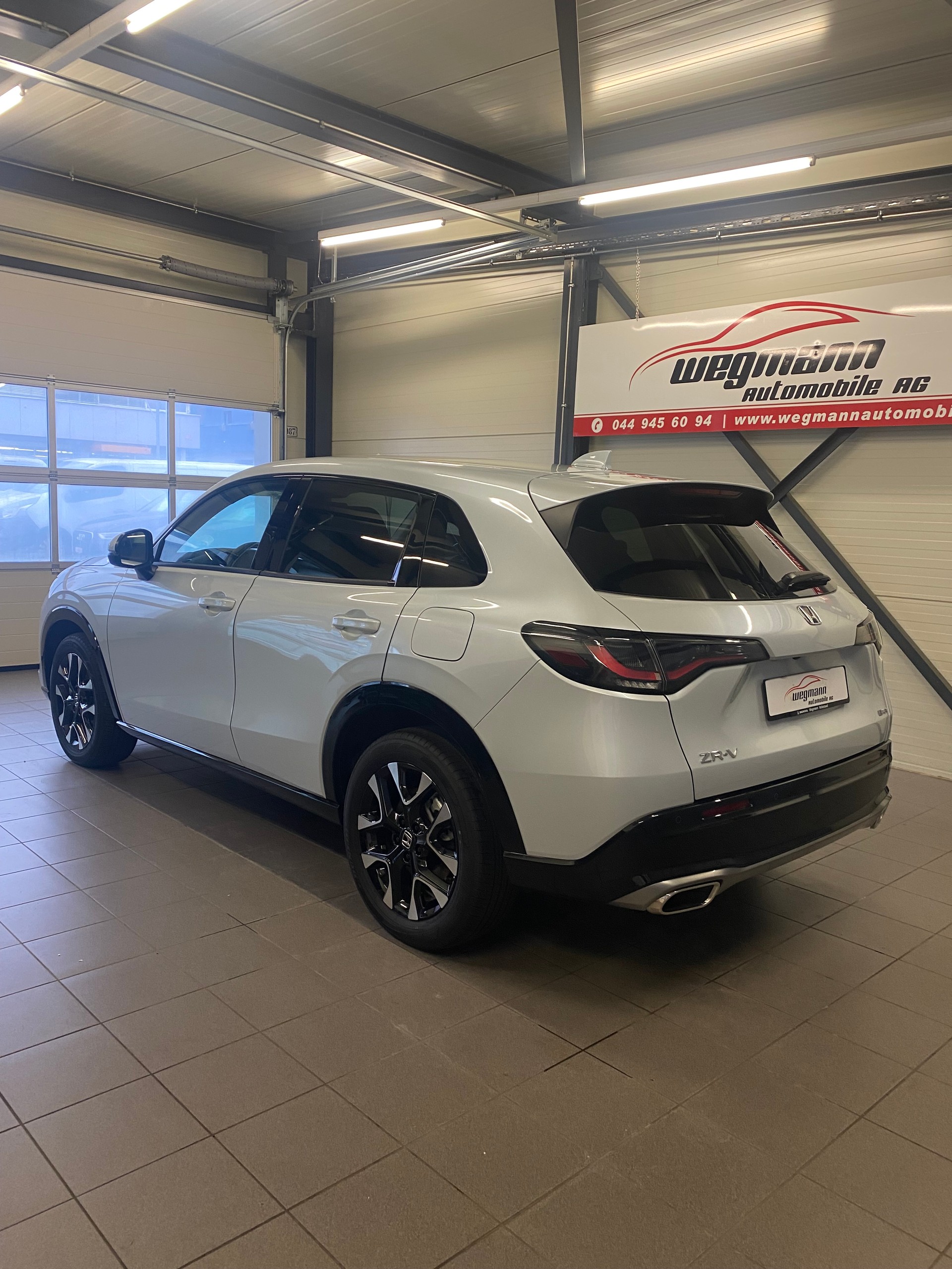 HONDA ZR-V 2.0i MMD Hybrid Advance Automatic-image-5