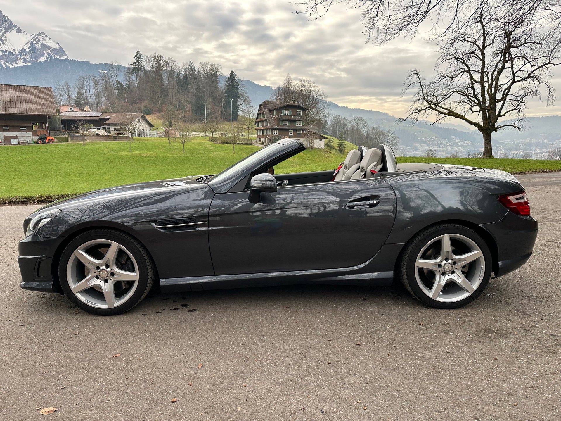 MERCEDES-BENZ SLK 250 AMG Paket