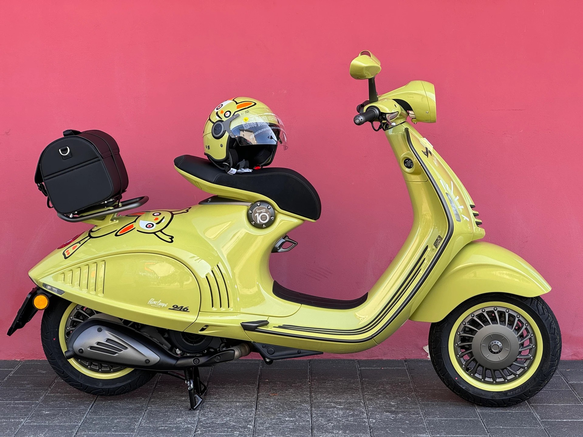 PIAGGIO Vespa 946 125 "BUNNY" 10° Anniversario
