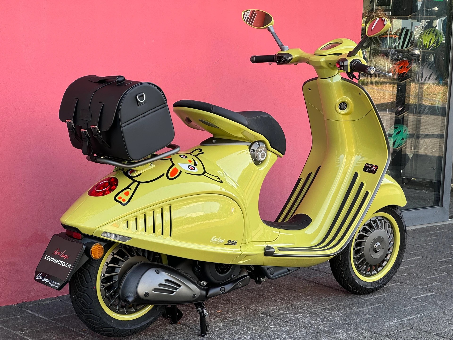 PIAGGIO Vespa 946 125 "BUNNY" 10° Anniversario-image-14