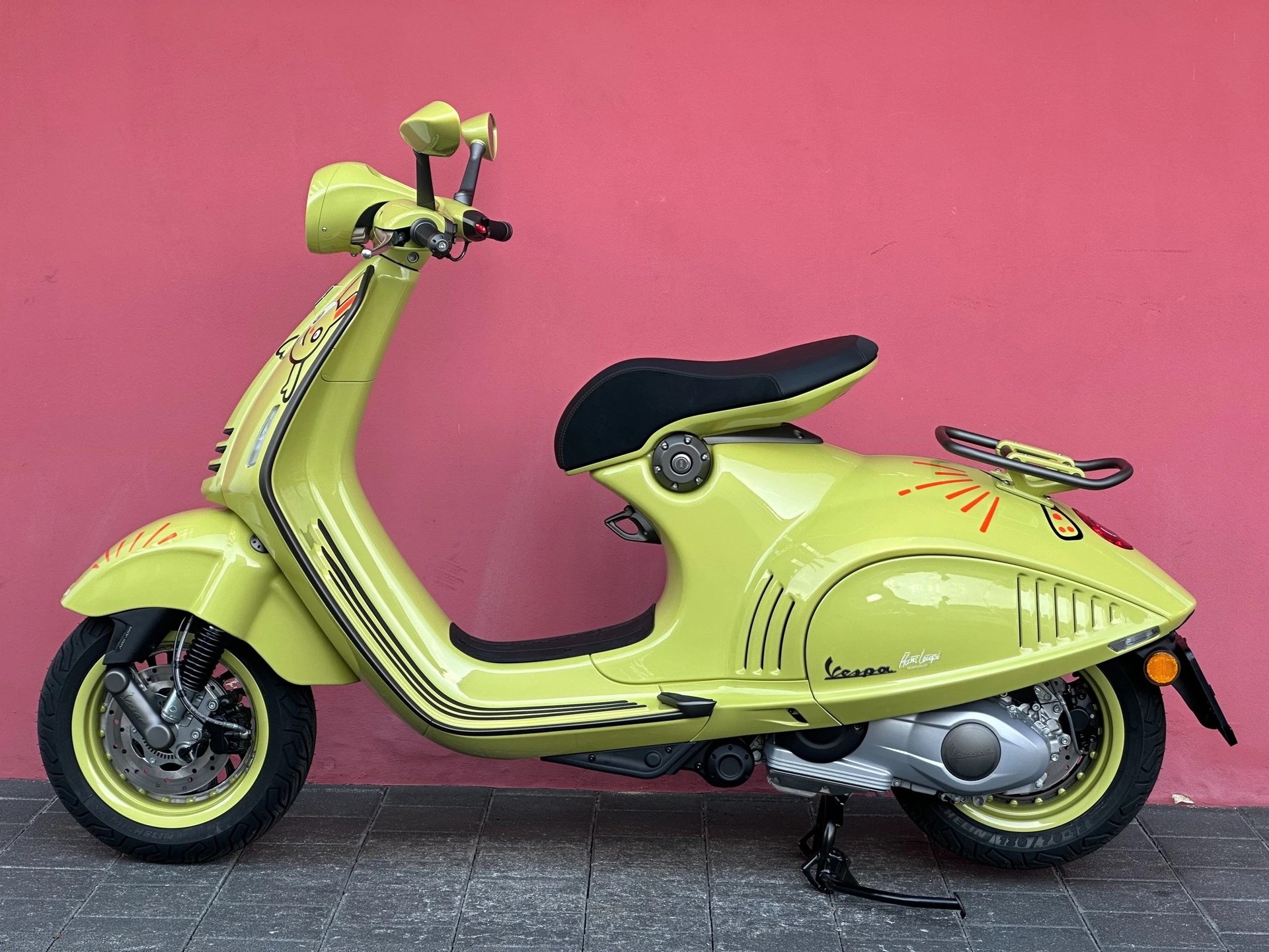PIAGGIO Vespa 946 125 "BUNNY" 10° Anniversario-image-7