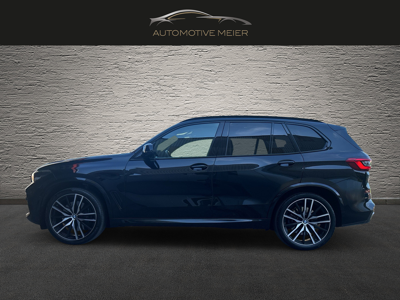 BMW X5 xDrive 30d Steptronic M-Sport*Soft Close*22Zoll Alufelgen*AHK 3.5 Tonnen*7Sitzplätze*Luftfahrwerk*Harmon Kardon Sound*-showroom-element-1