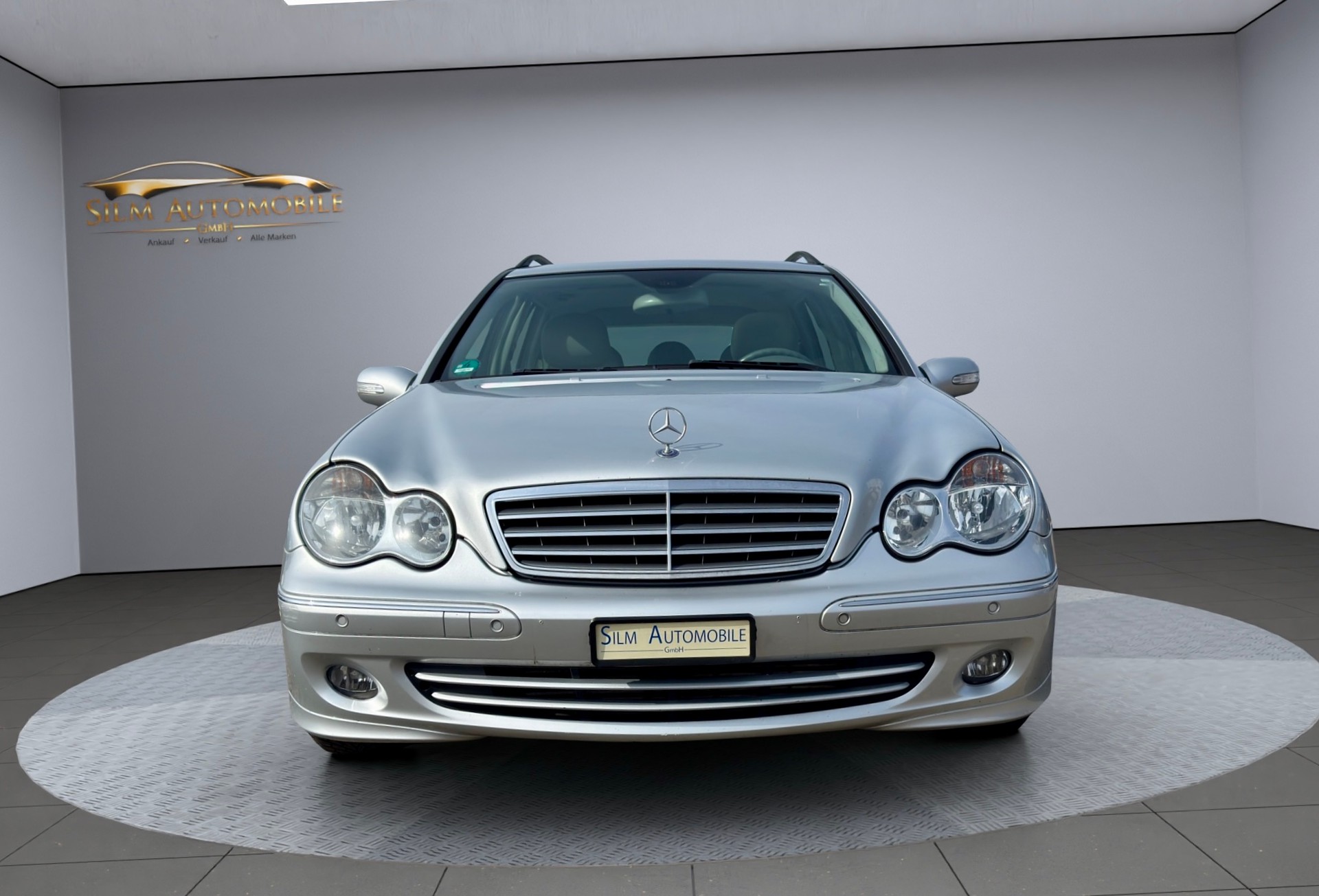 MERCEDES-BENZ C 320 CDI Elegance AMG Sport Edition-showroom-element-2