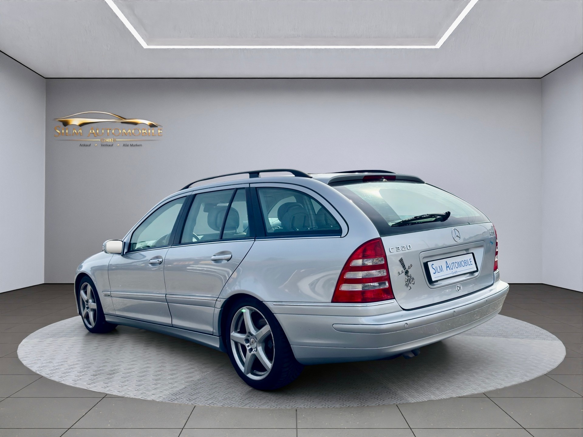 MERCEDES-BENZ C 320 CDI Elegance AMG Sport Edition-image-5