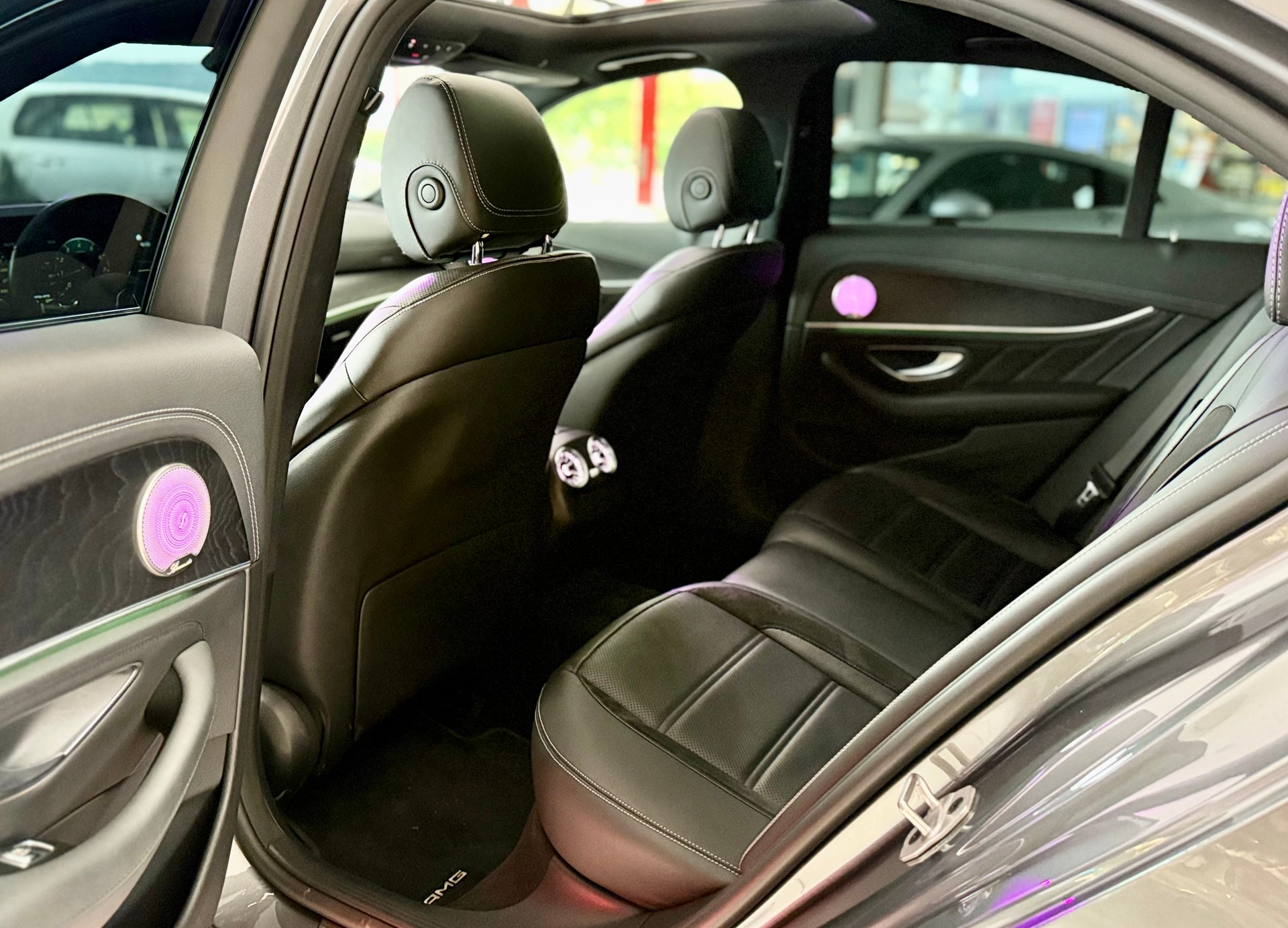 MERCEDES-BENZ AMG E 53 4Matic+ 9G-TCT *E63 S UMBAU*-image-28
