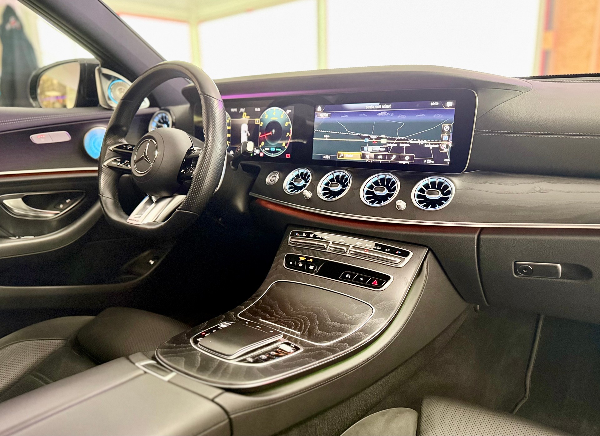 MERCEDES-BENZ AMG E 53 4Matic+ 9G-TCT *E63 S UMBAU*-image-24