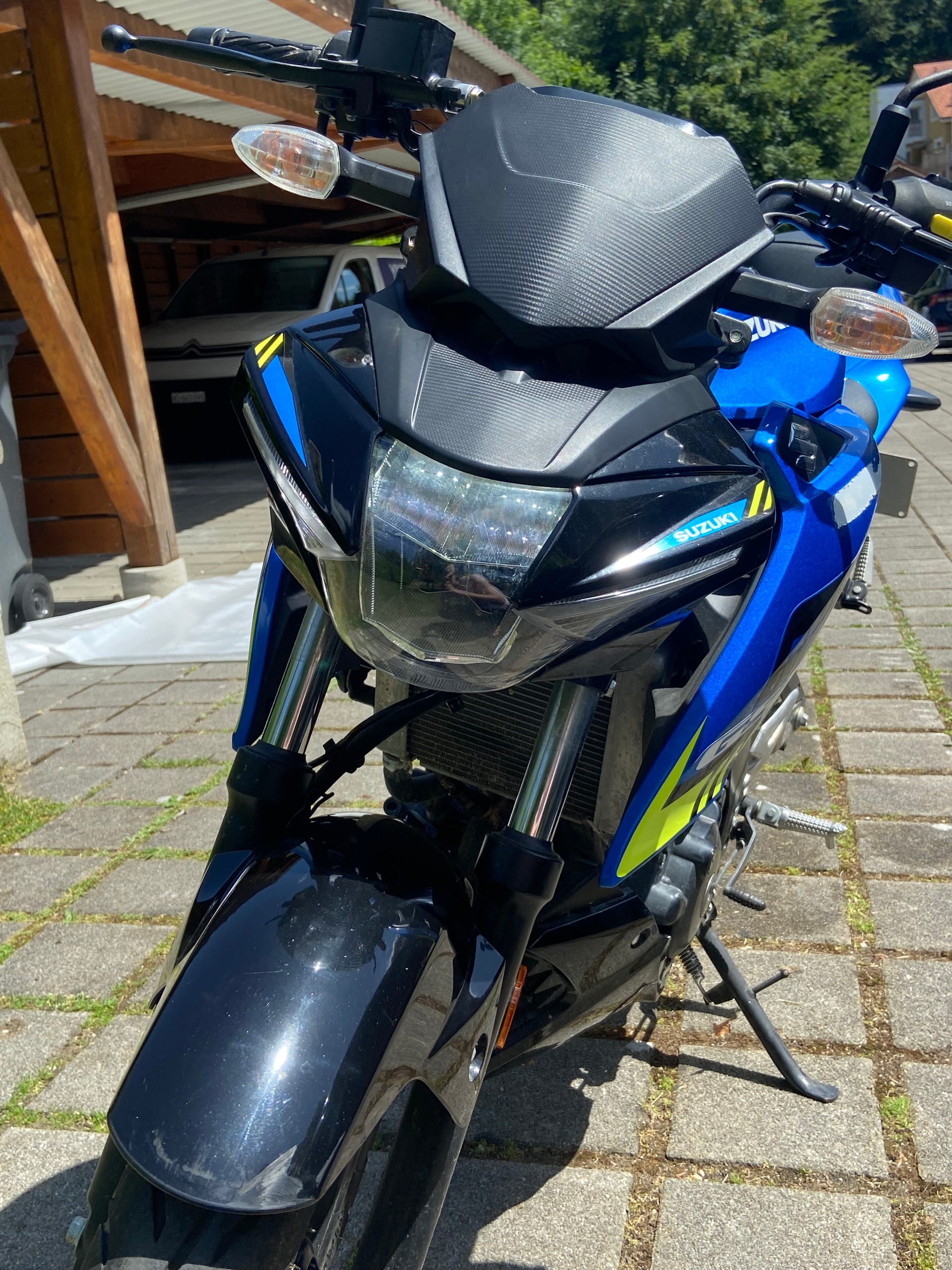 SUZUKI GSX-S 125-image-2