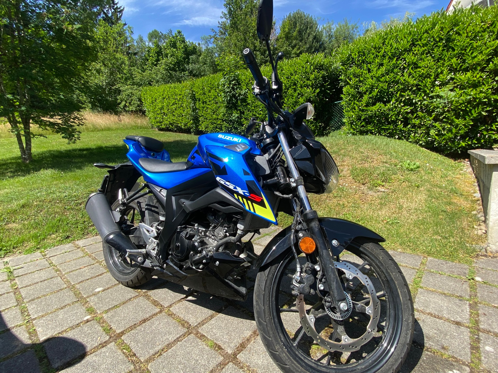 SUZUKI GSX-S 125-image-1