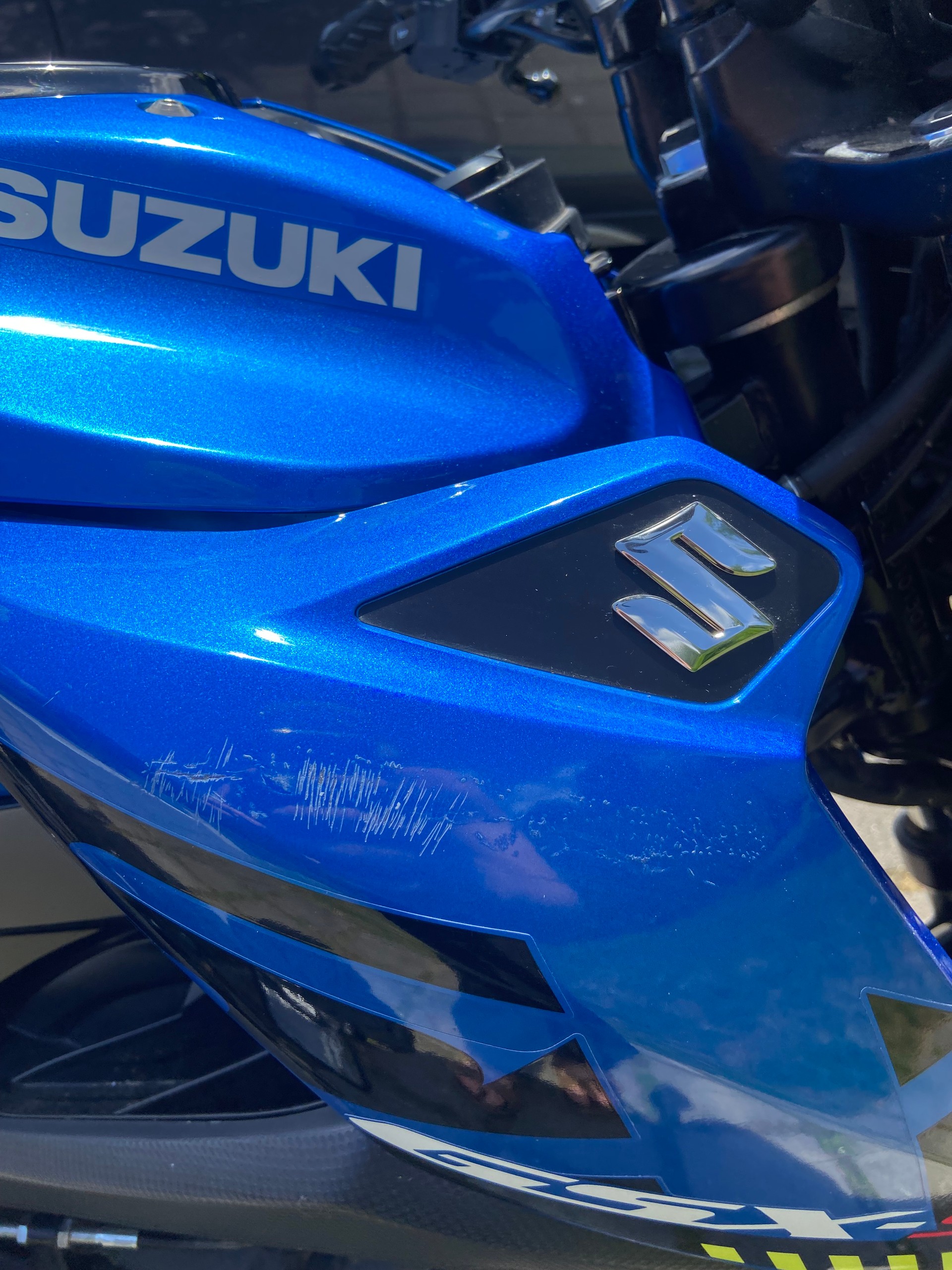 SUZUKI GSX-S 125-image-8