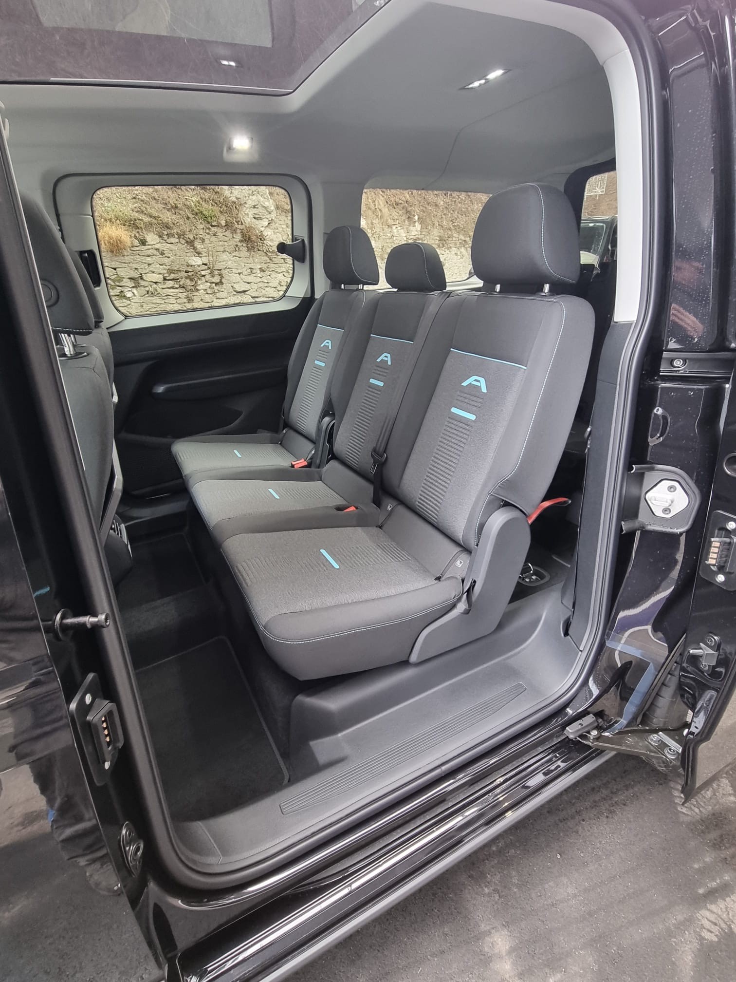 FORD Grand Tourneo Connect 2.0 EcoBlue AWD Active-image-10