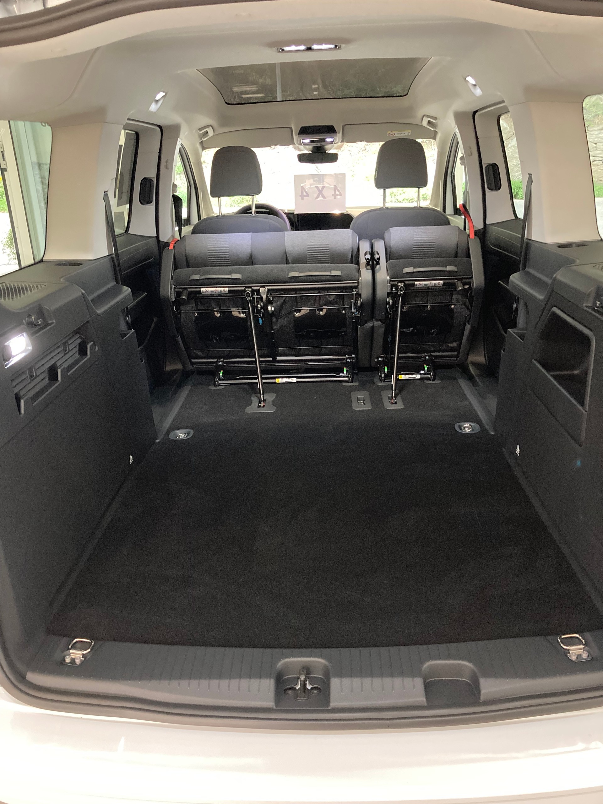 FORD Grand Tourneo Connect 2.0 EcoBlue AWD Active-image-20