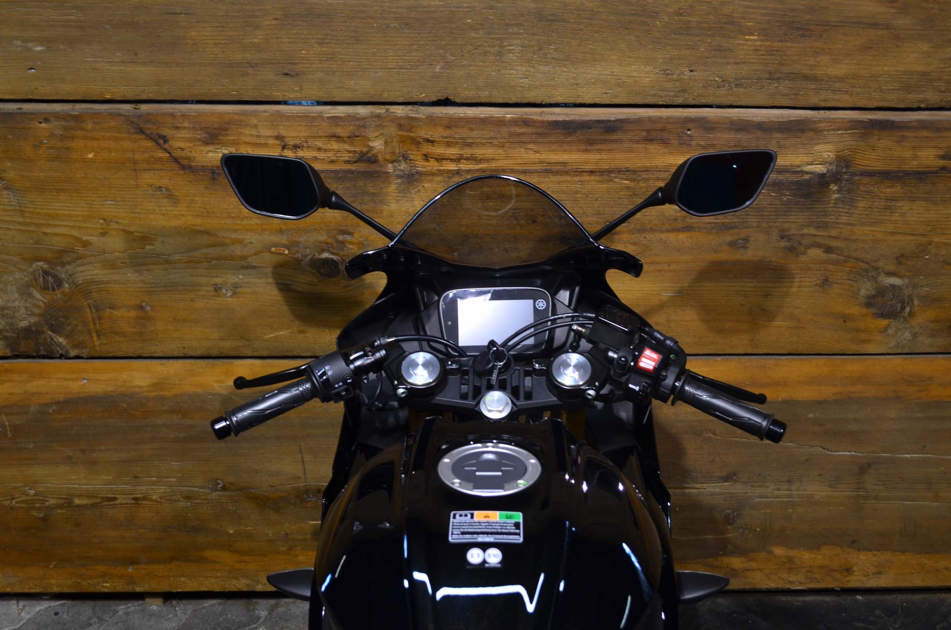 YAMAHA R125 ABS-image-2