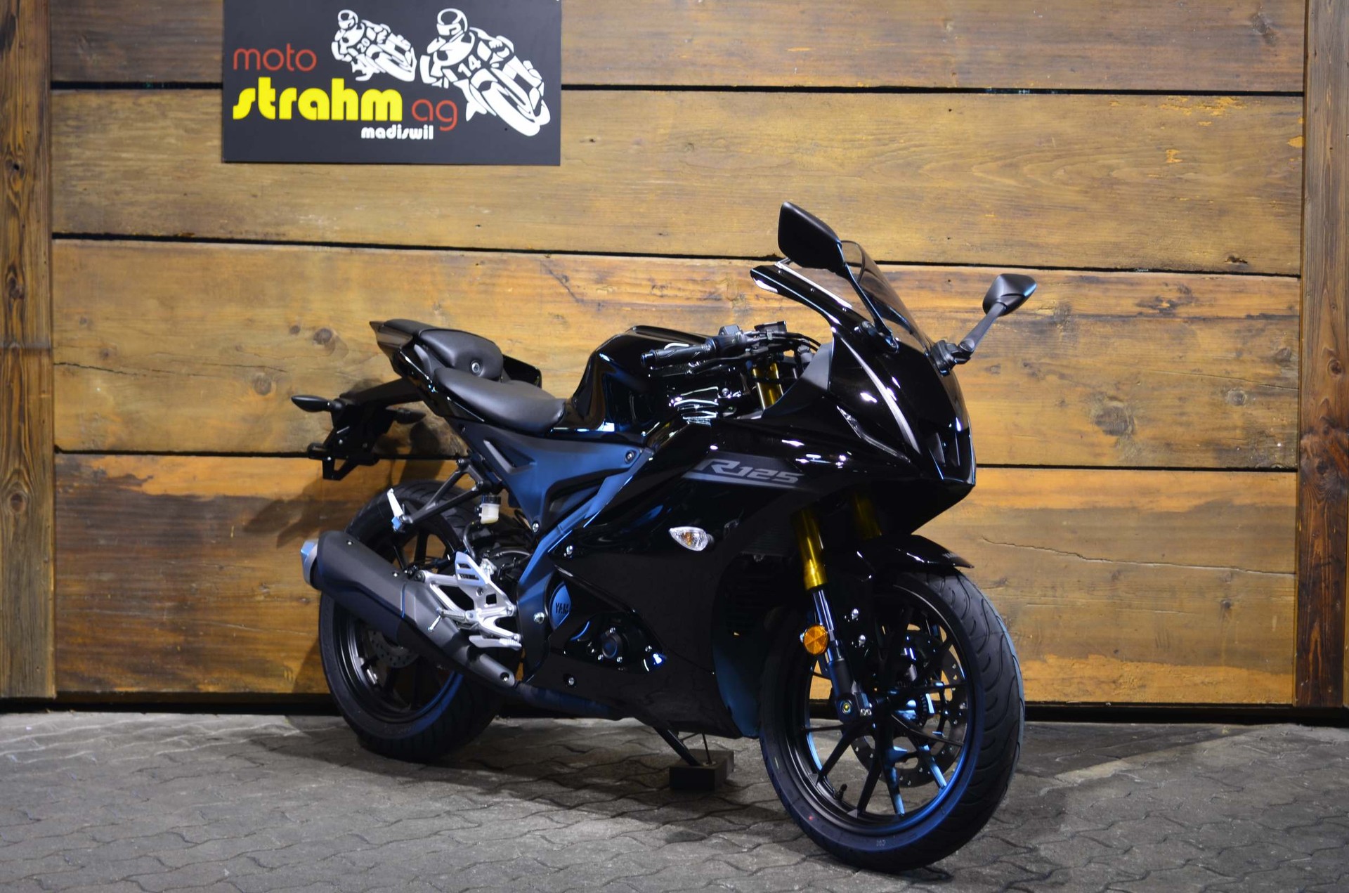 YAMAHA R125 ABS-image-0