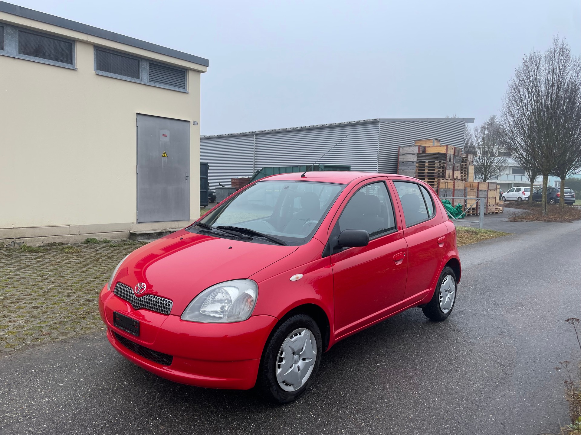 TOYOTA Yaris 1.4 D-4D Linea Luna-image-1