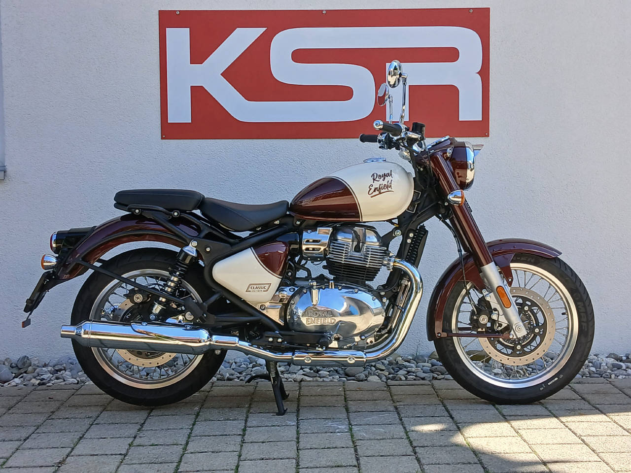 ROYAL ENFIELD Classic 650 Base-image-0