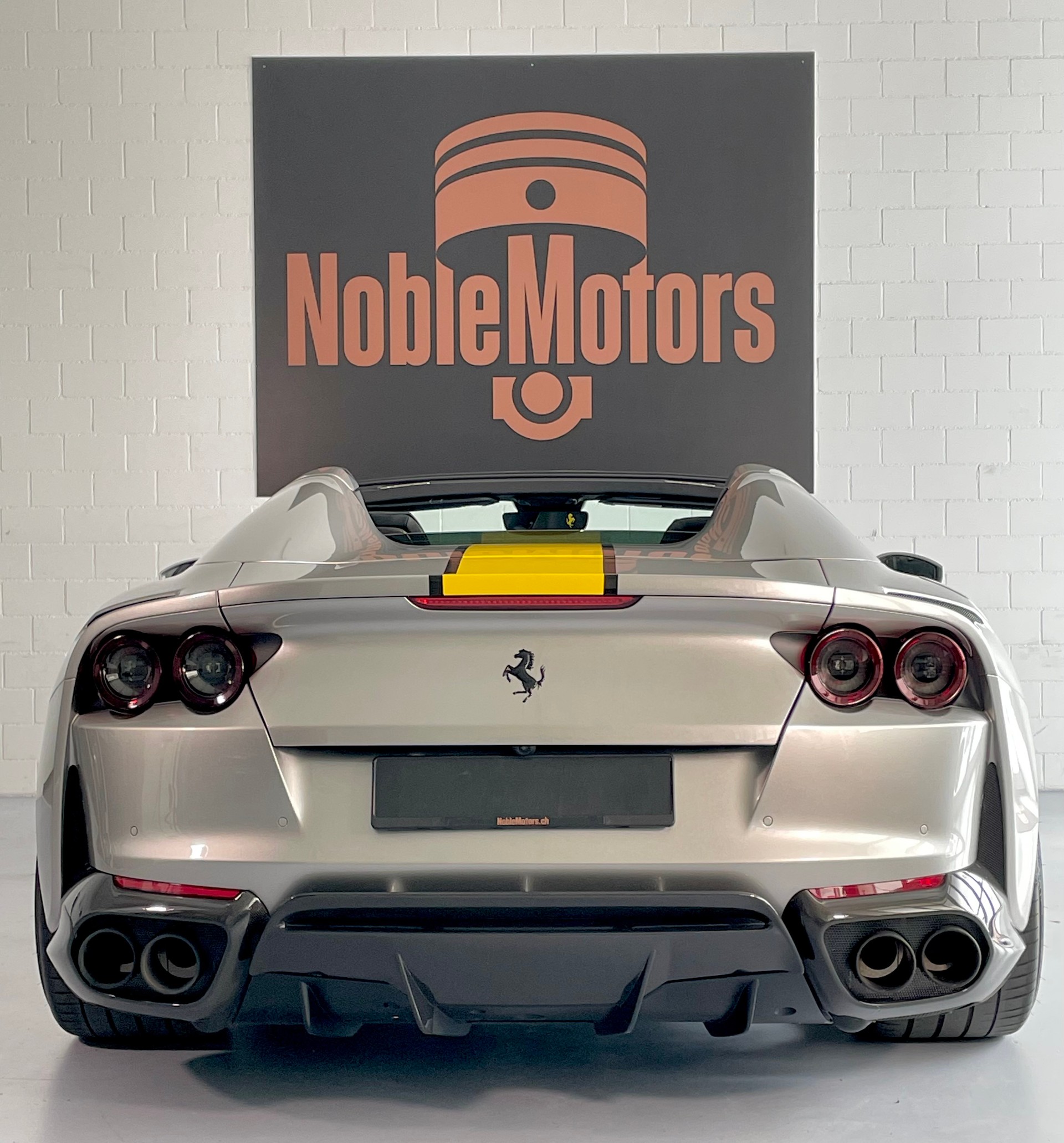 FERRARI 812 GTS - Atelier Car mit fortl. Ferrari Approved Garantie-showroom-element-1