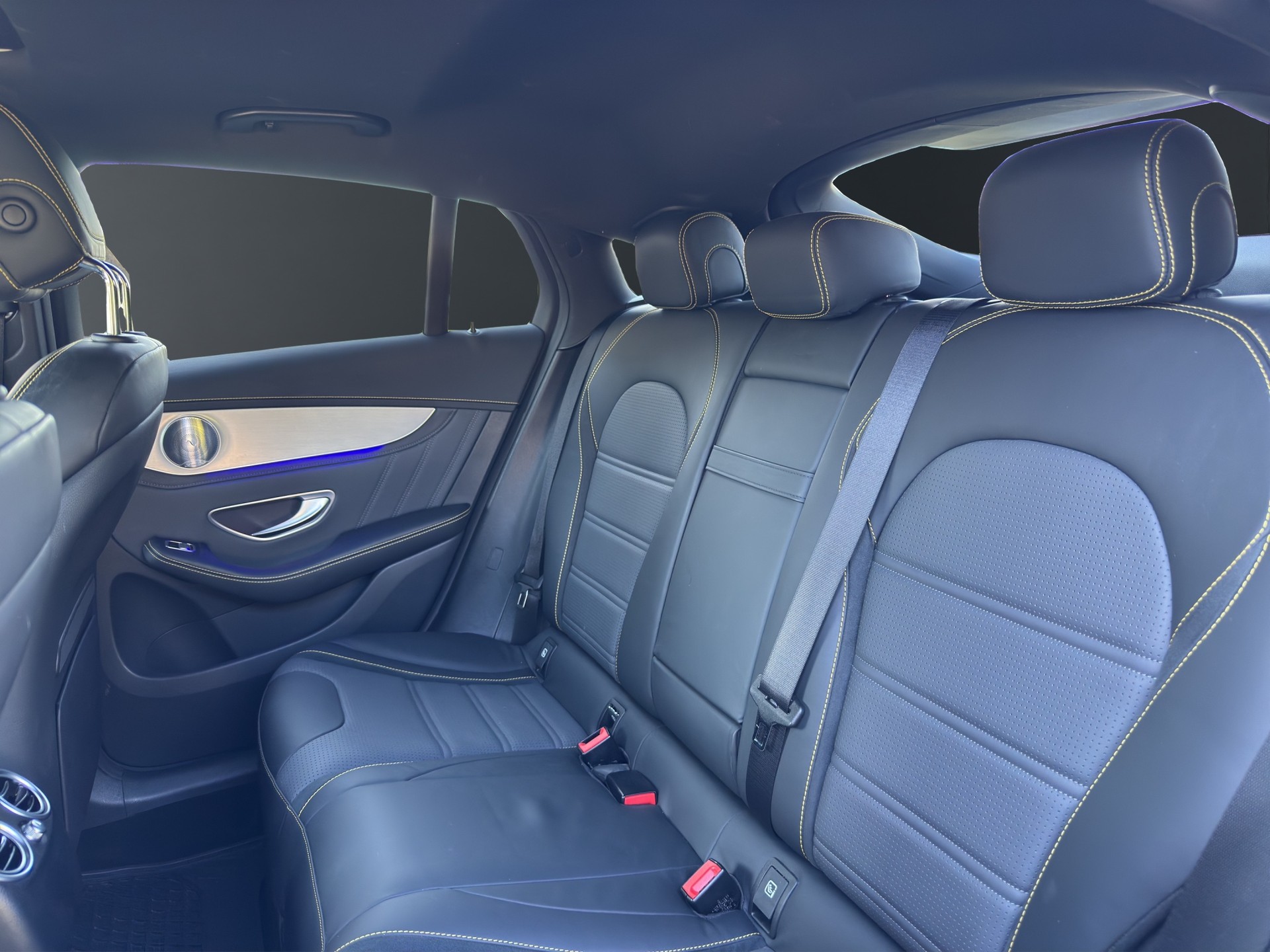 MERCEDES-BENZ GLC Coupé 63 AMG 4Matic 9G-Tronic-image-14