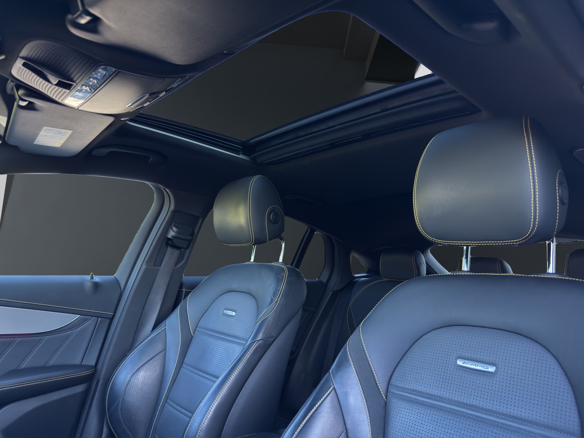 MERCEDES-BENZ GLC Coupé 63 AMG 4Matic 9G-Tronic-image-21