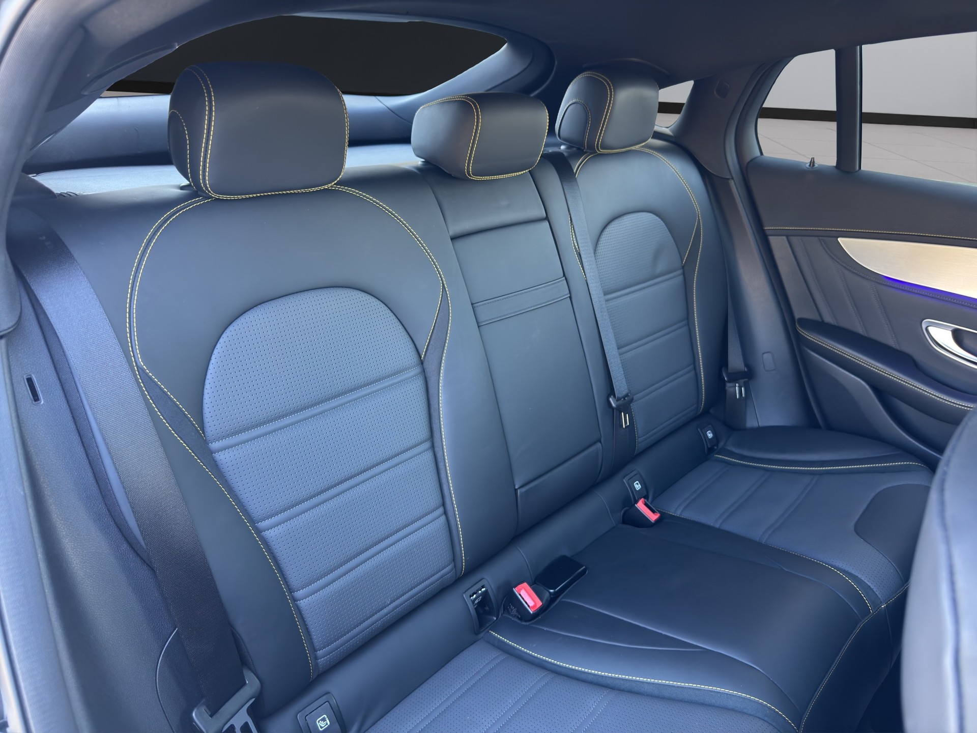 MERCEDES-BENZ GLC Coupé 63 AMG 4Matic 9G-Tronic-image-19