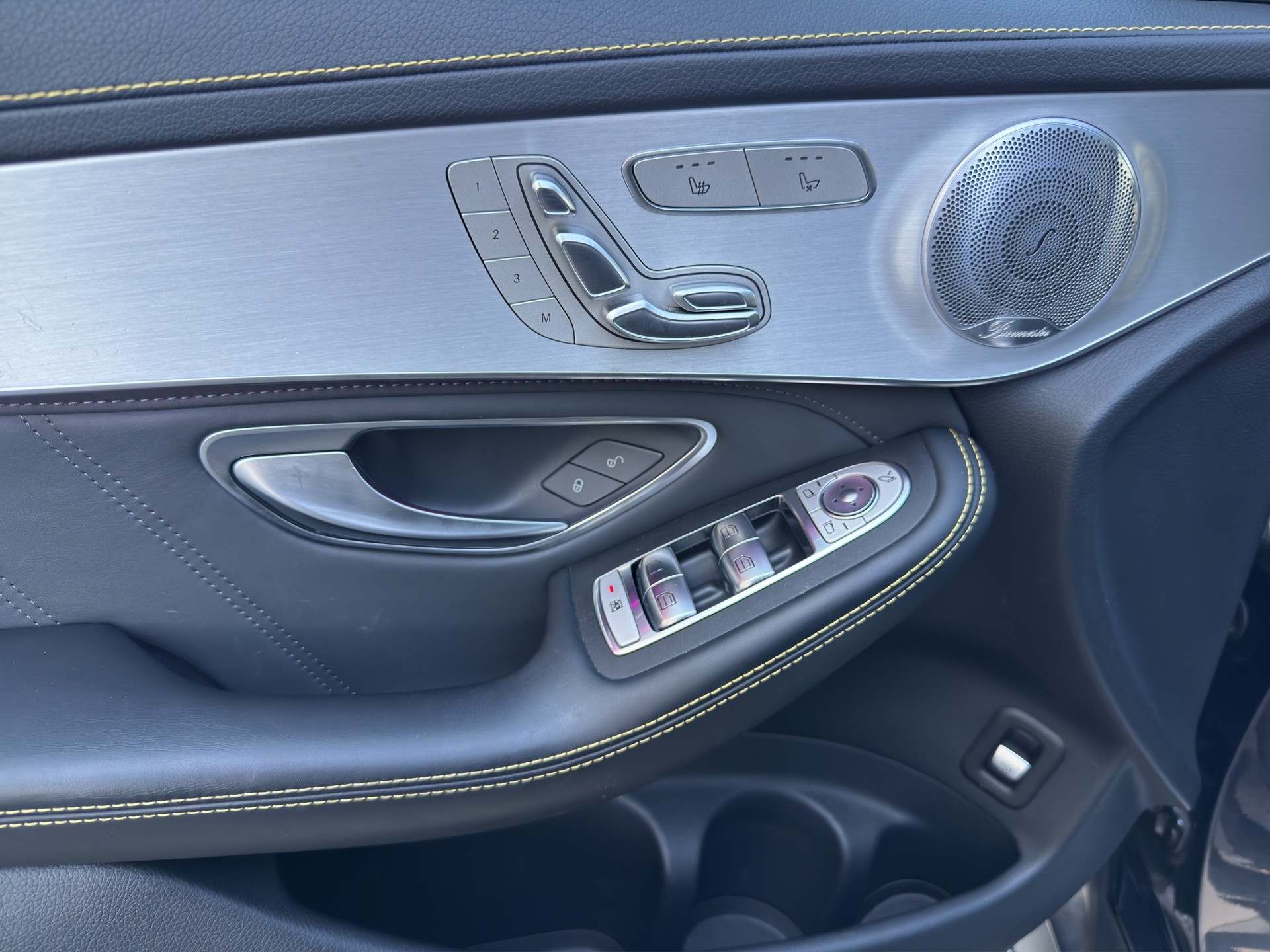 MERCEDES-BENZ GLC Coupé 63 AMG 4Matic 9G-Tronic-image-22