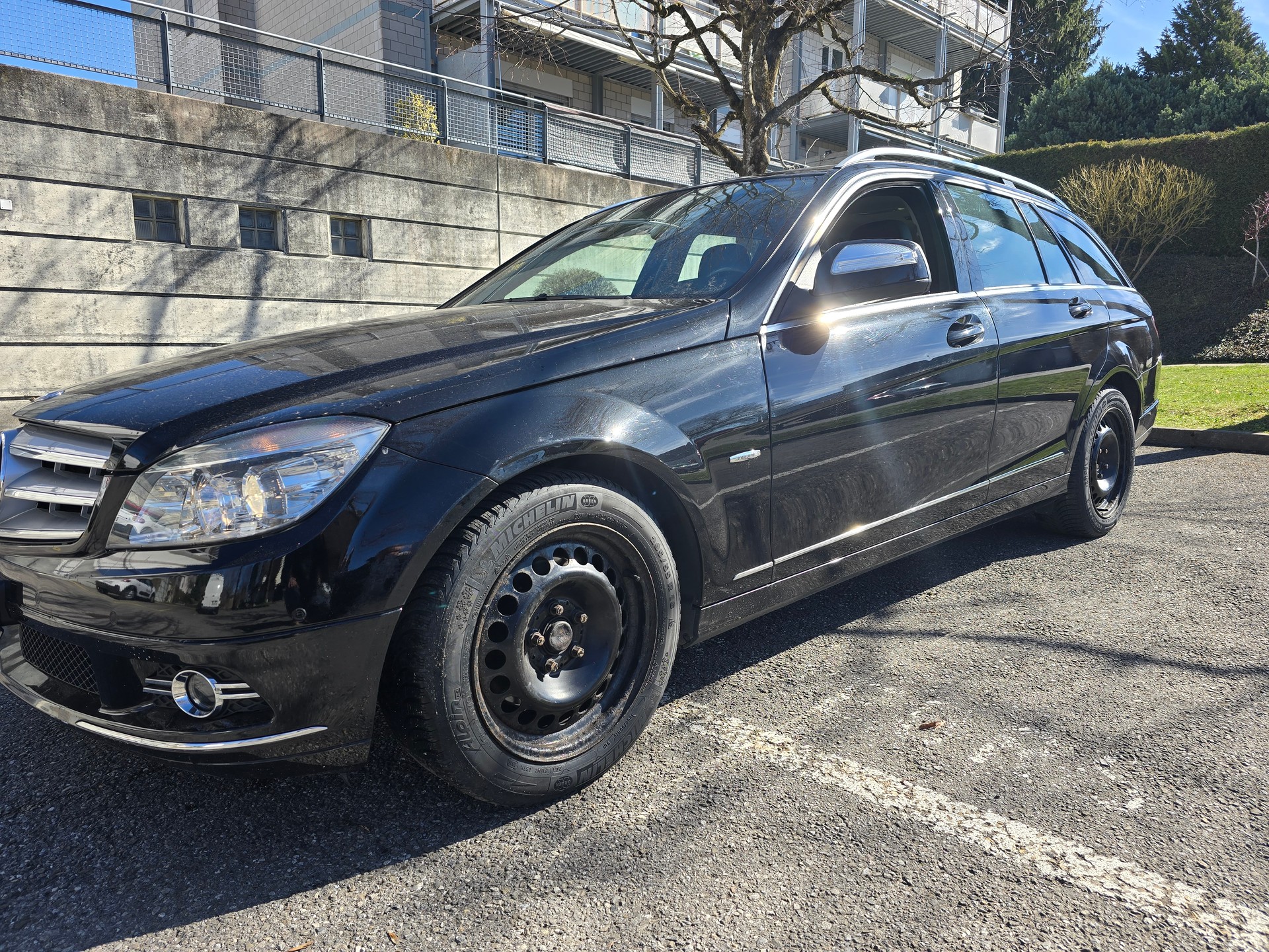 MERCEDES-BENZ C 230 Avantgarde-image-1