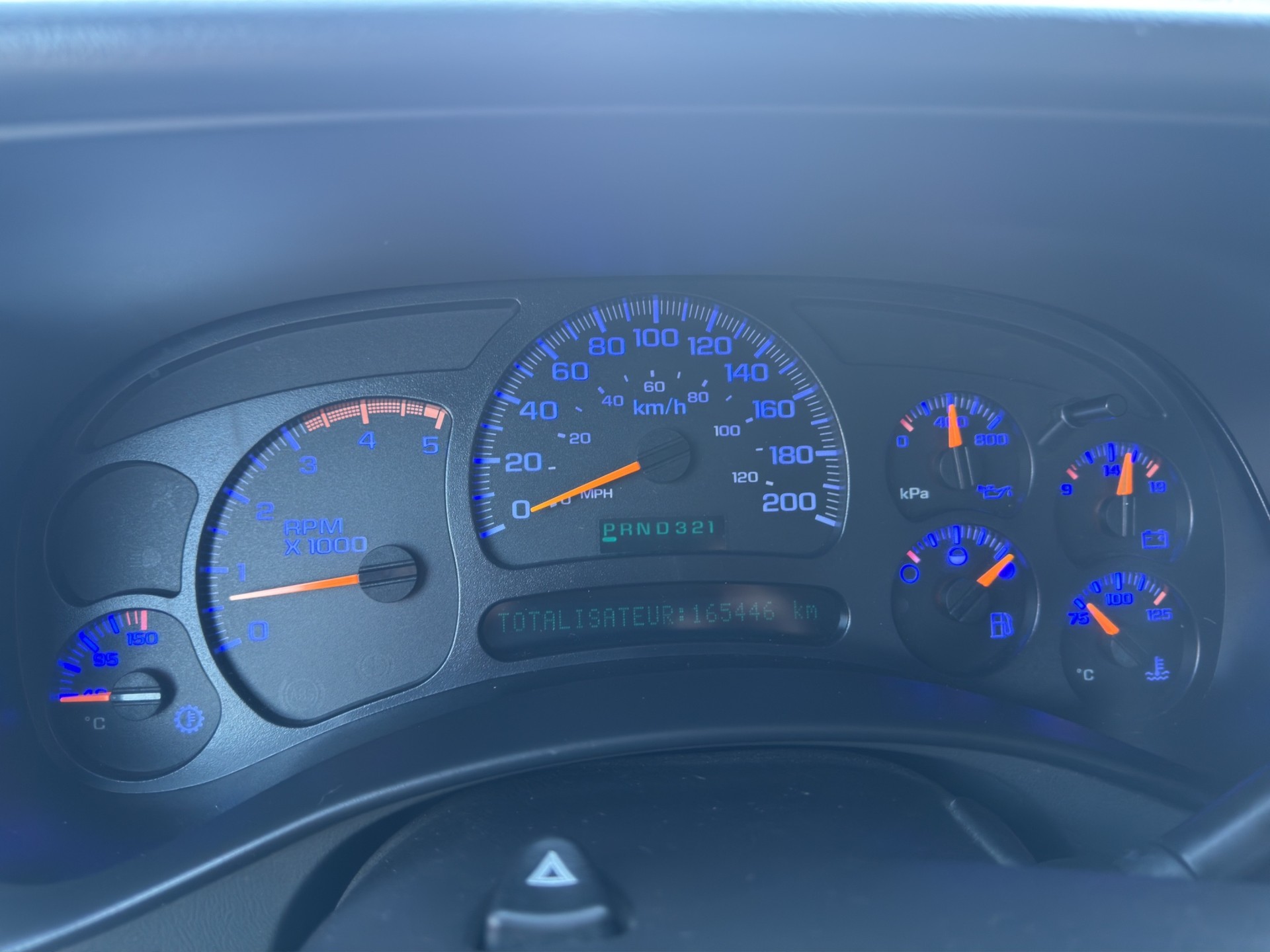 CHEVROLET SILVERADO LT-image-10
