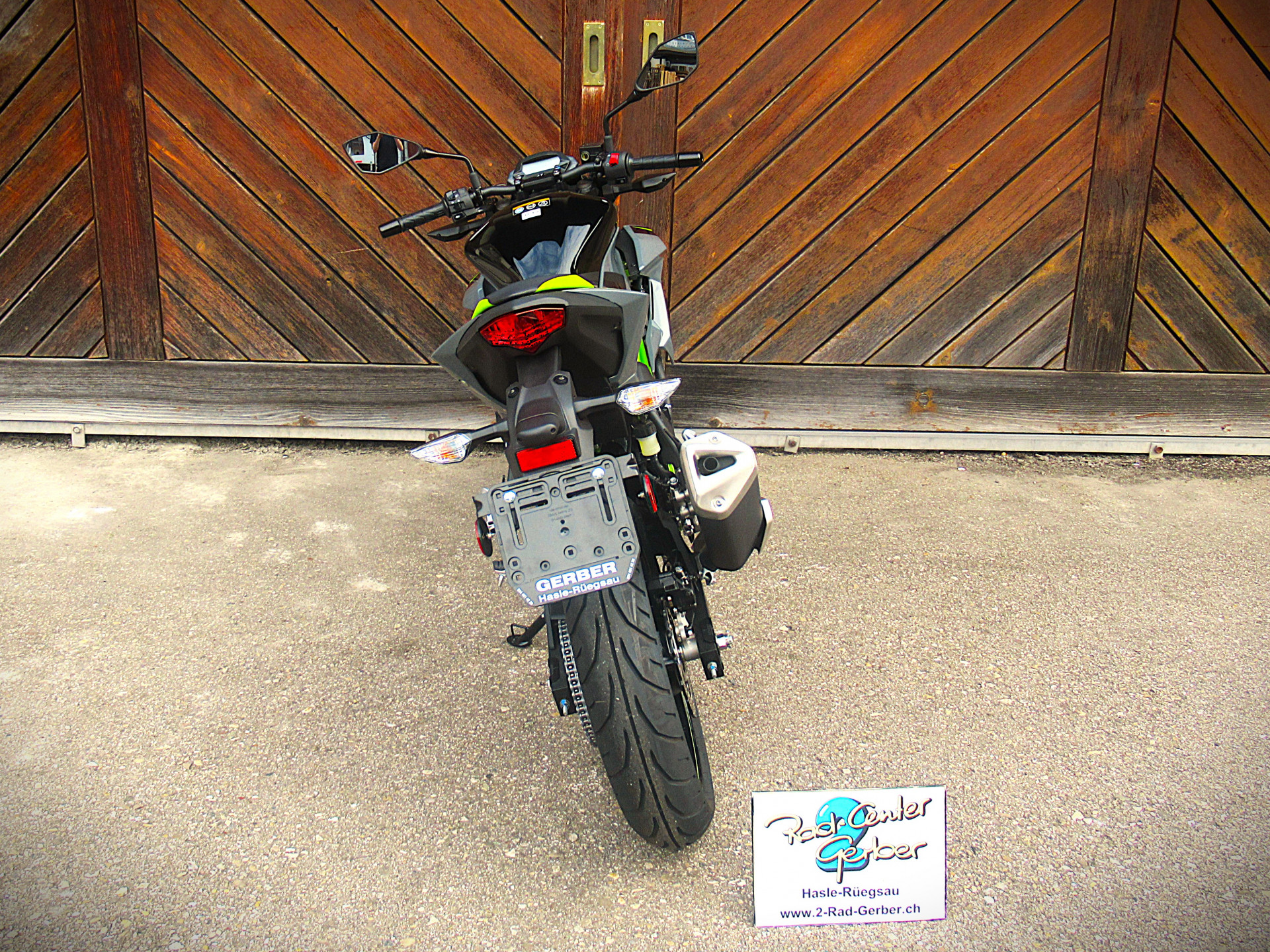 KAWASAKI Z 125-showroom-element-3