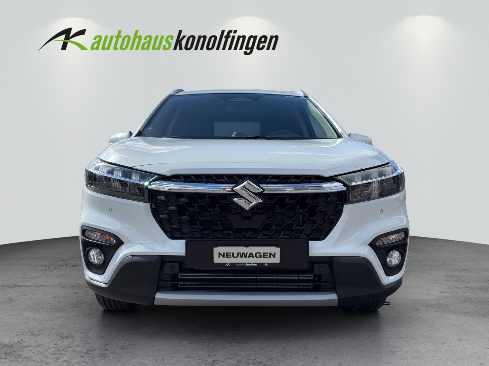 SUZUKI S-Cross 1.4 T Sakura Hybrid 4x4-image-6