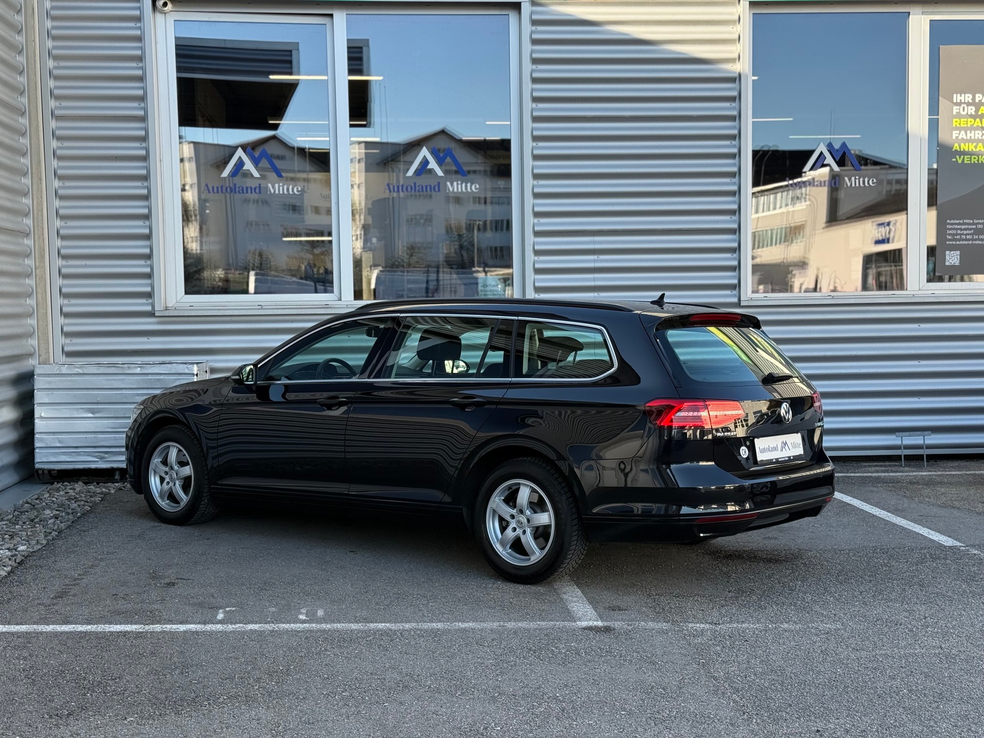 VW Passat Variant 2.0 TDI SCR BMT Highline DSG-image-5