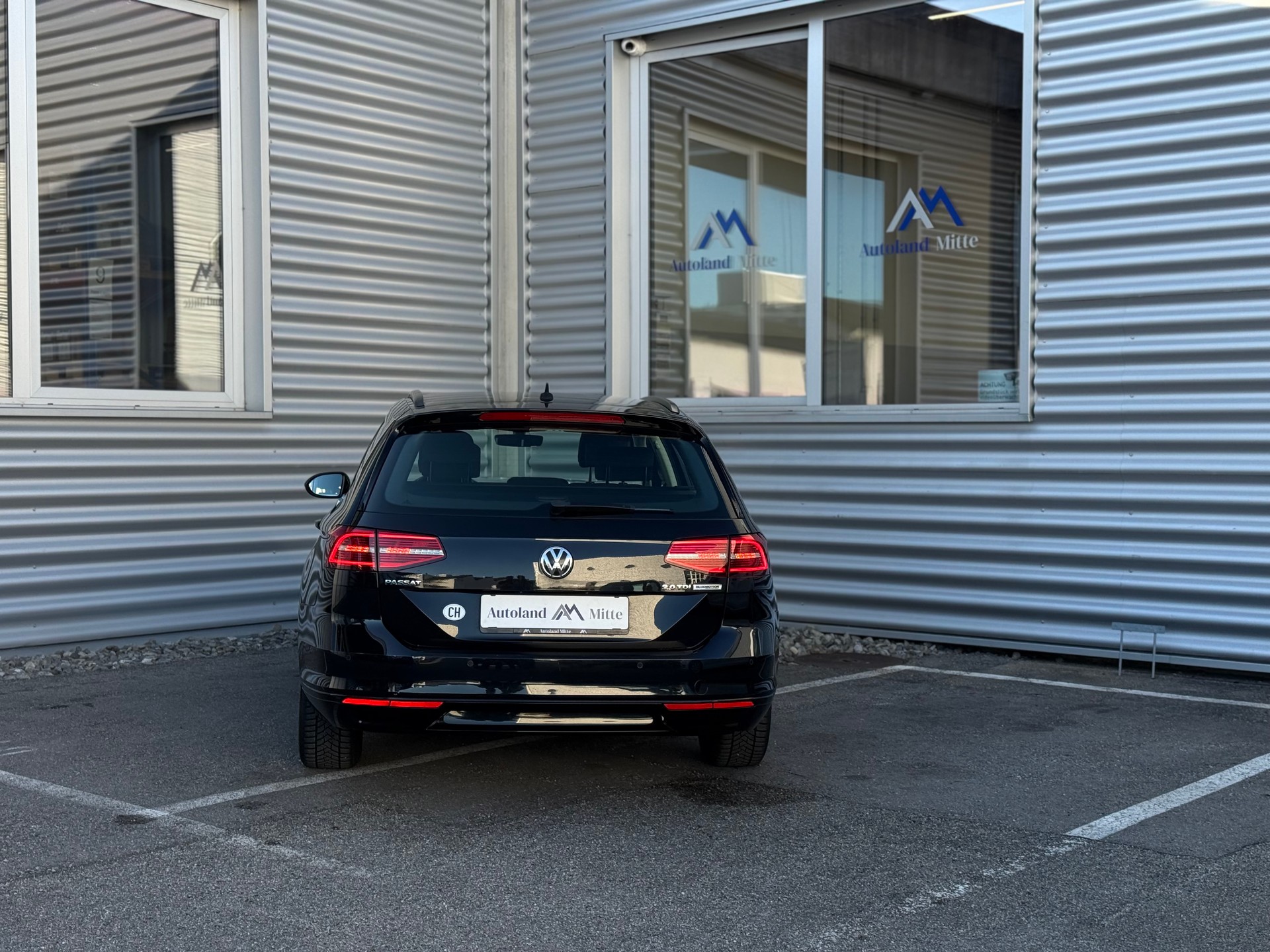 VW Passat Variant 2.0 TDI SCR BMT Highline DSG-showroom-element-3